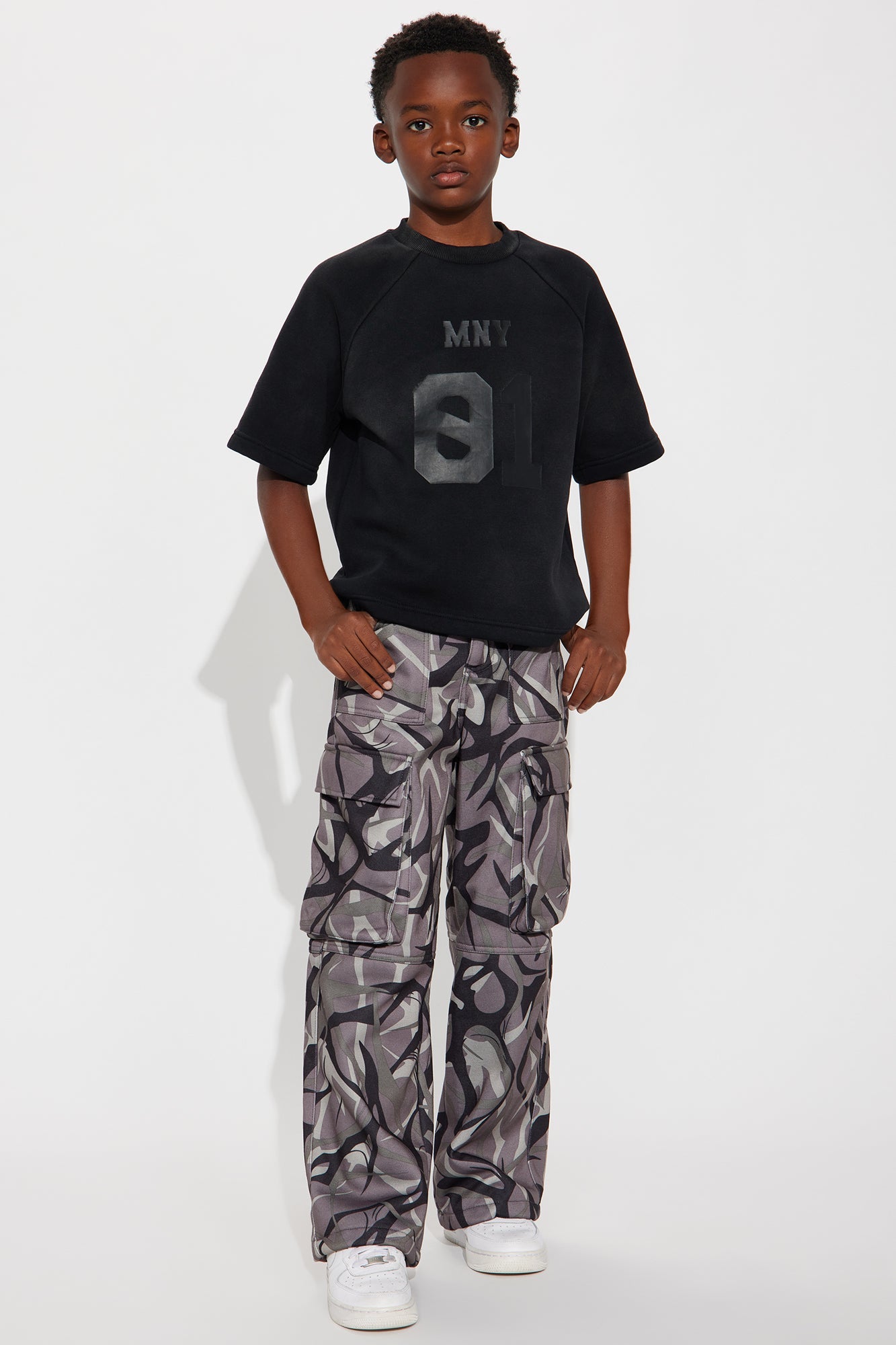 Mini Money Short Sleeve Raglan Sweatshirt - Black