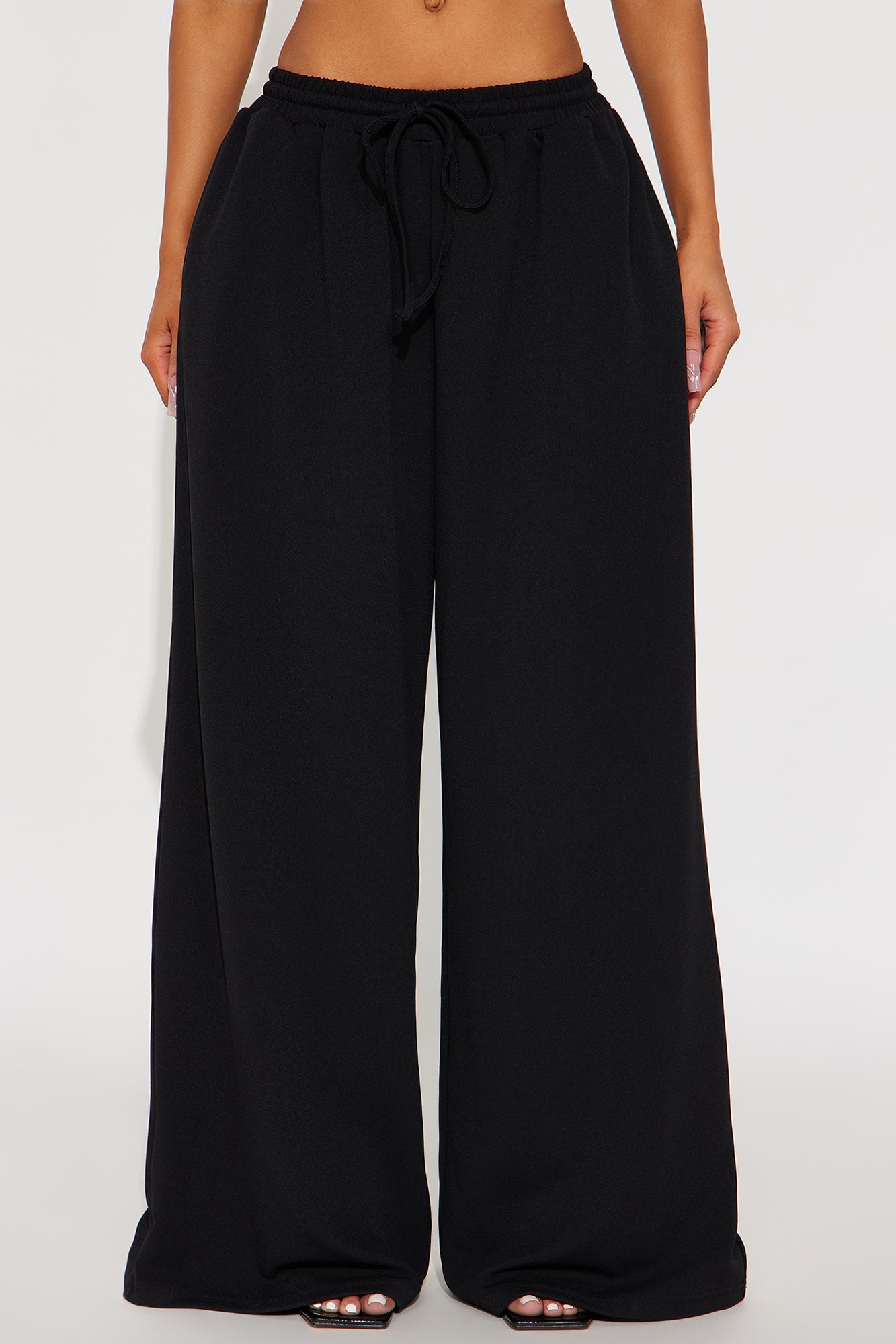 Undecided Path Crepe Woven Wide Leg Pant 33 - Black