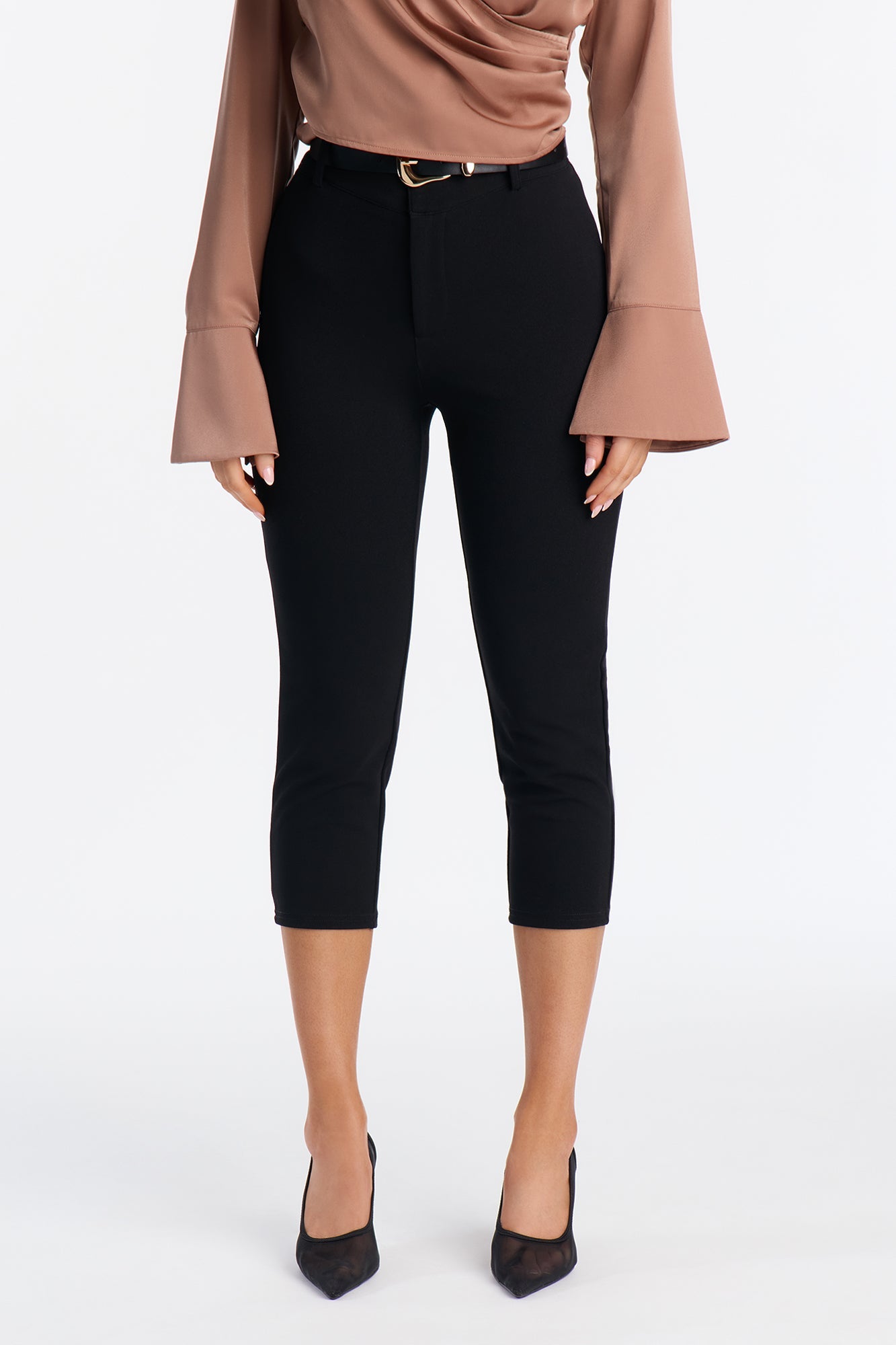 Under One Condition Crepe Capri Pant - Black