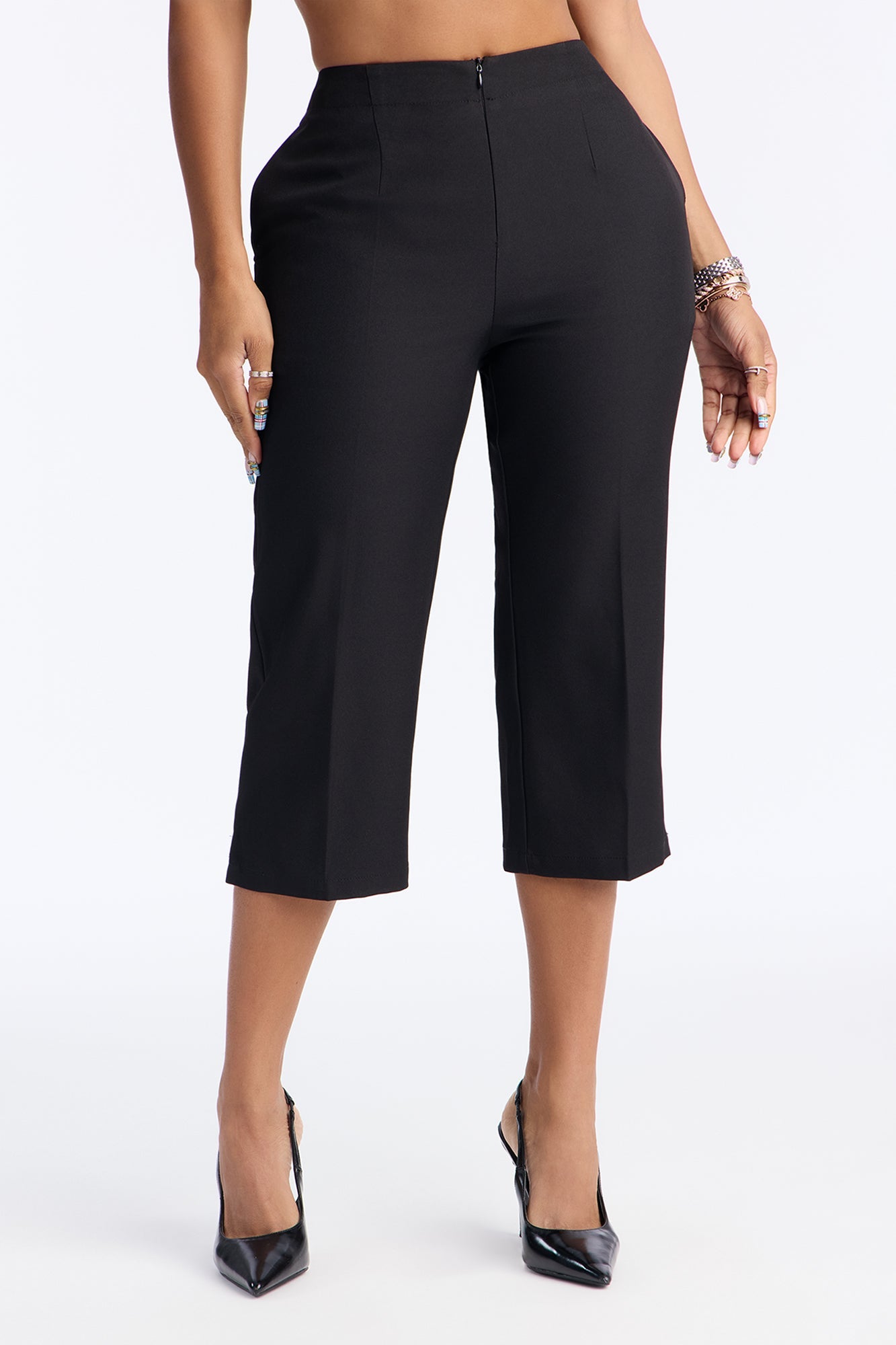In The Moment Capri Trouser Pant 19″ - Black