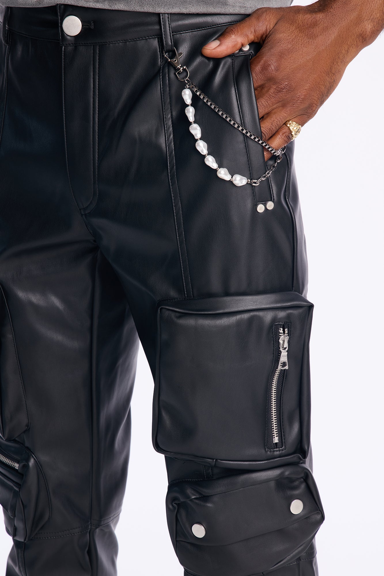 Skinny Black Out Multi Pocket Hardware Pant - Black