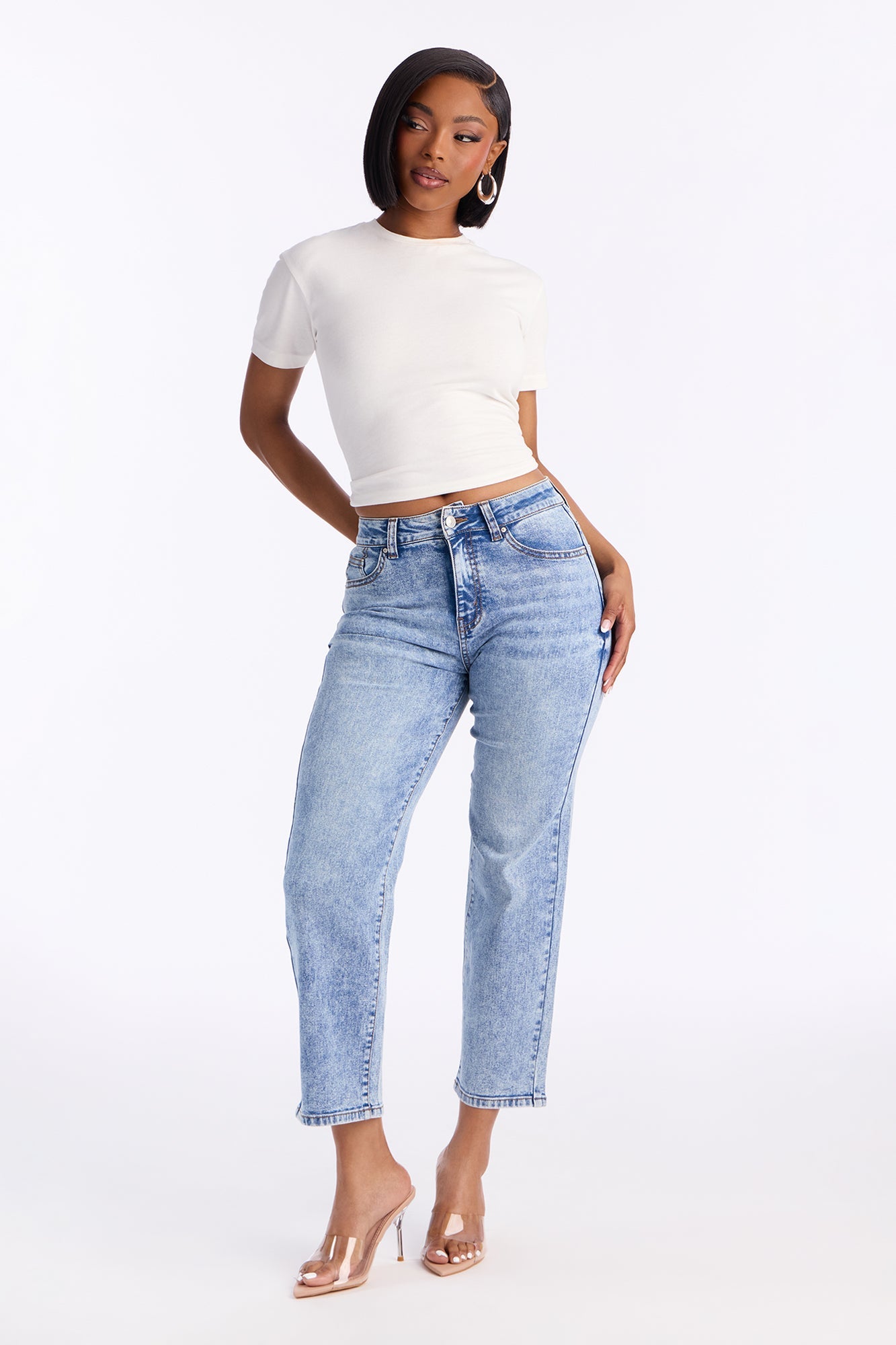 Eliza Cropped Straight Leg Jeans - Medium Wash