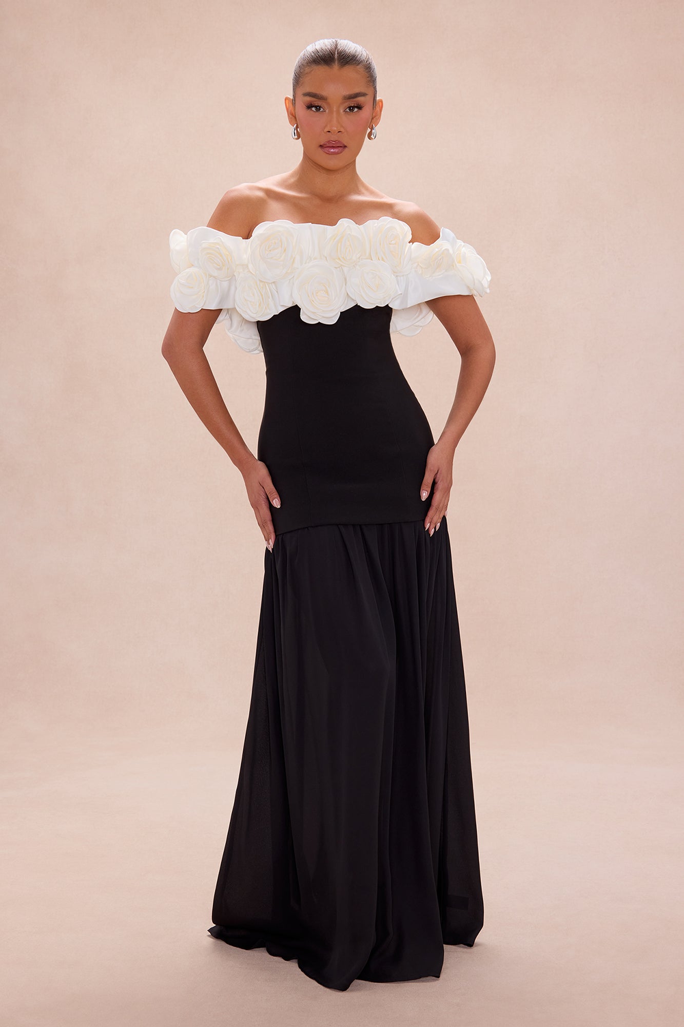 Julianna Drop Waist Rosette Gown - Black/White
