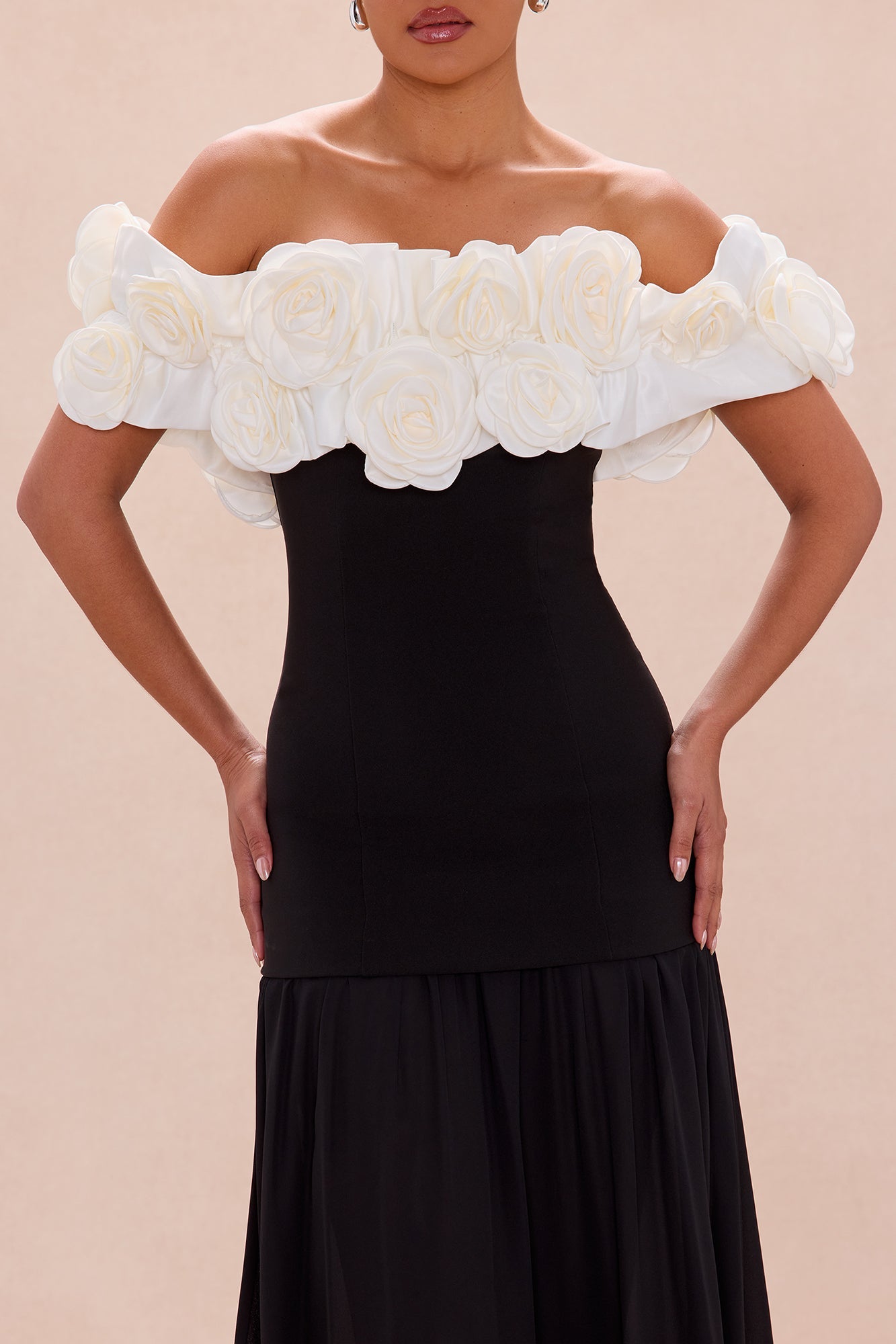 Julianna Drop Waist Rosette Gown - Black/White