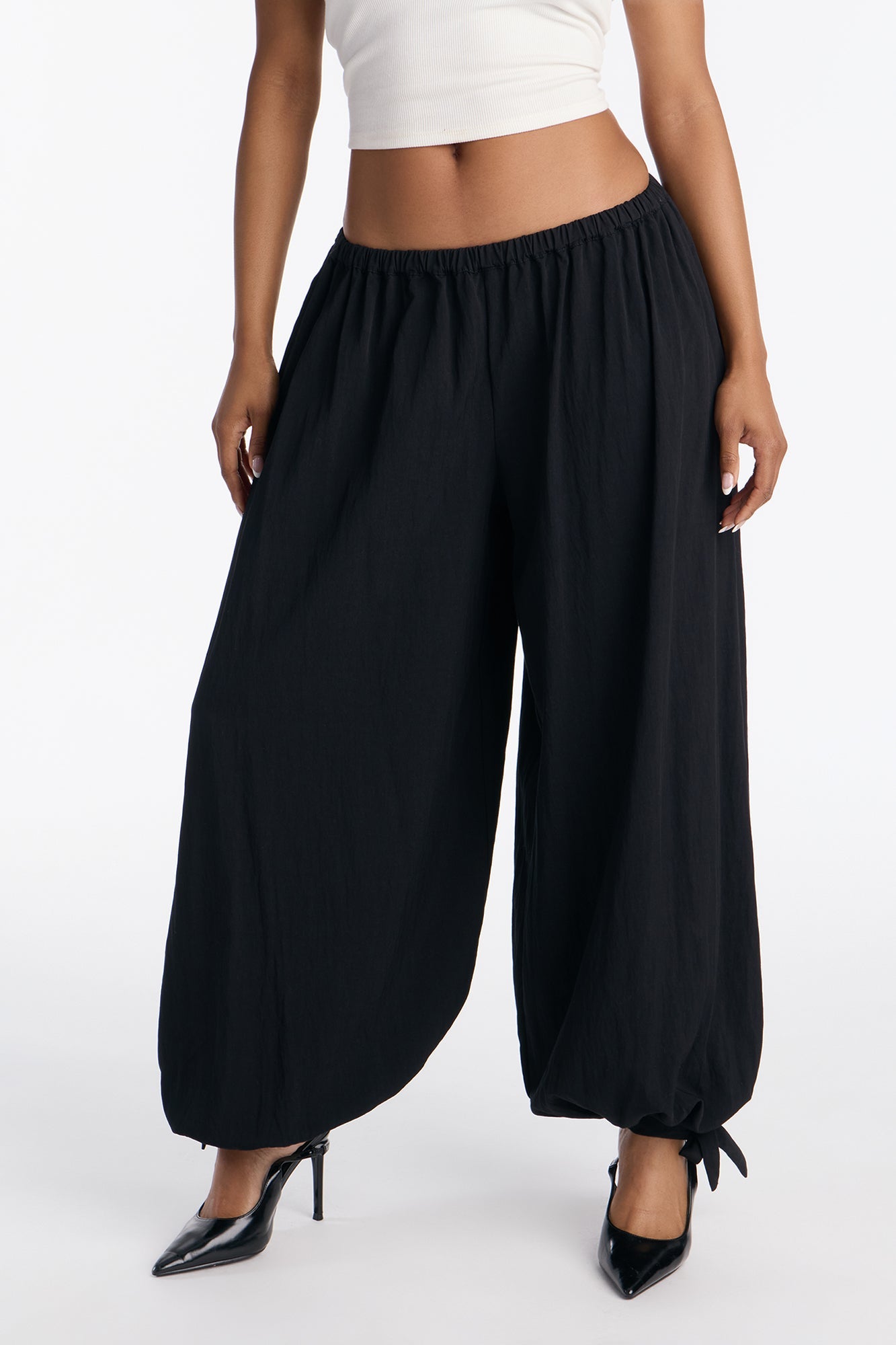 Boho Babe Balloon Pants 29″ - Black