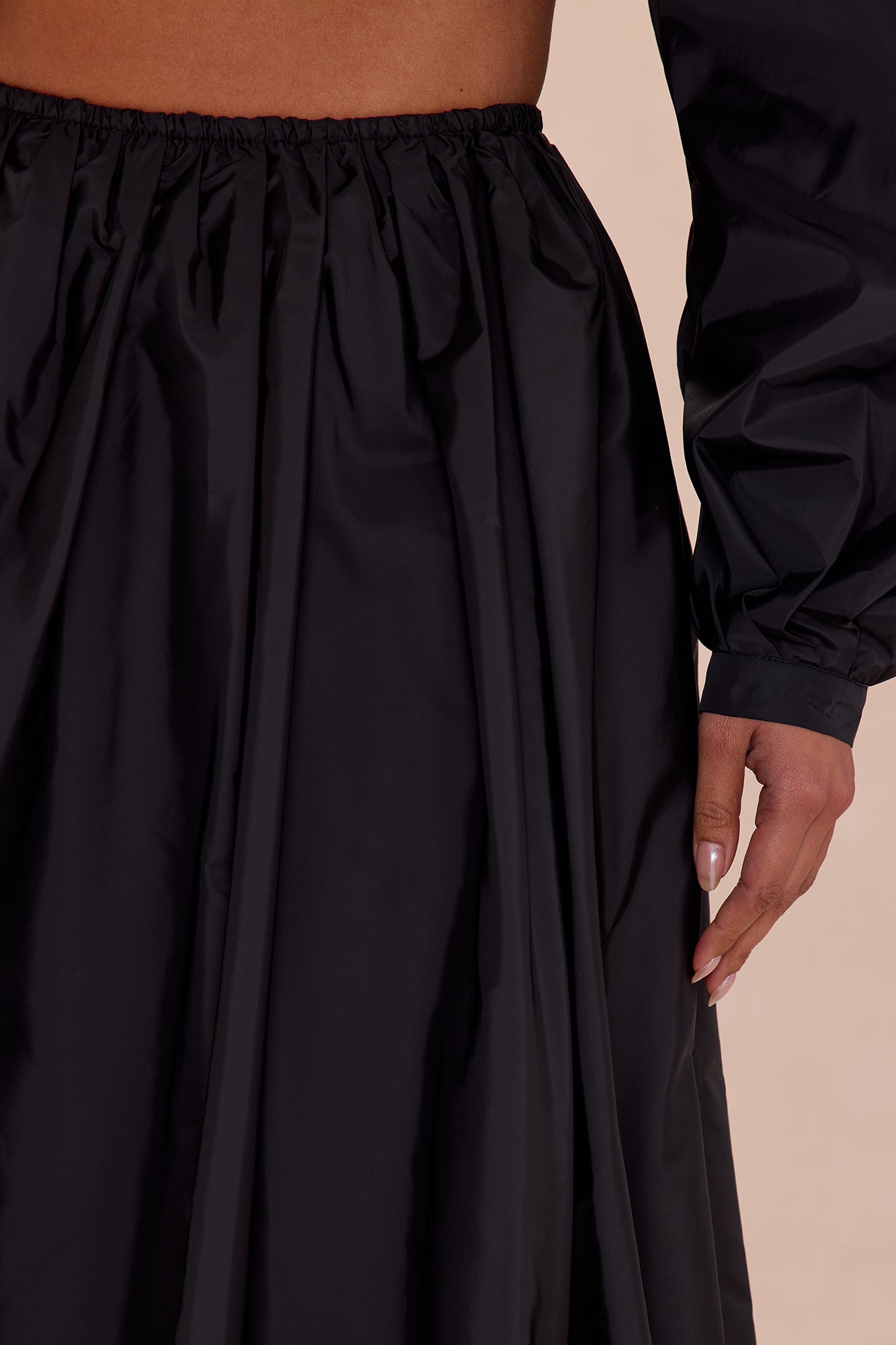 Estelle Bubble Hem Taffeta Midi Skirt - Black