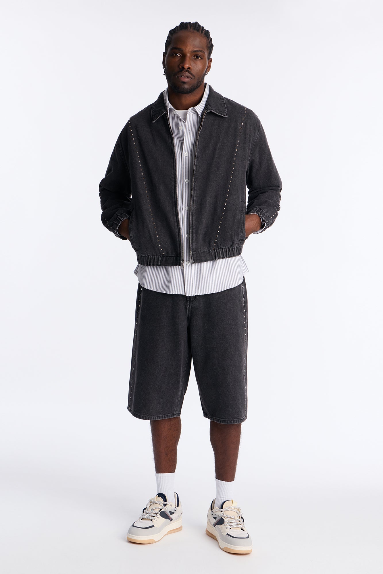Baggy Lined Up Jewels Denim Short - Black Wash