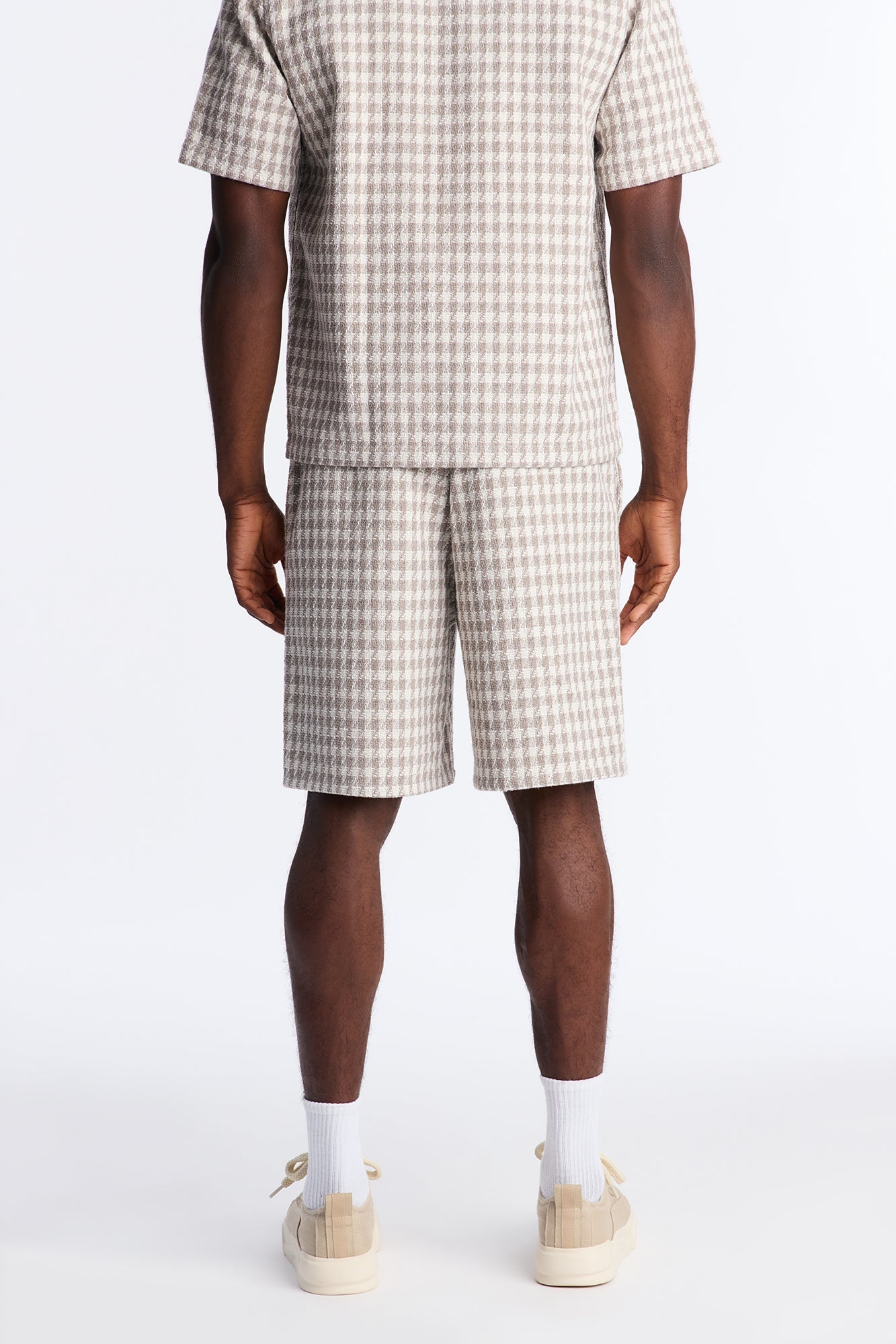 Relaxed Ludlow Checkered Short - Taupe