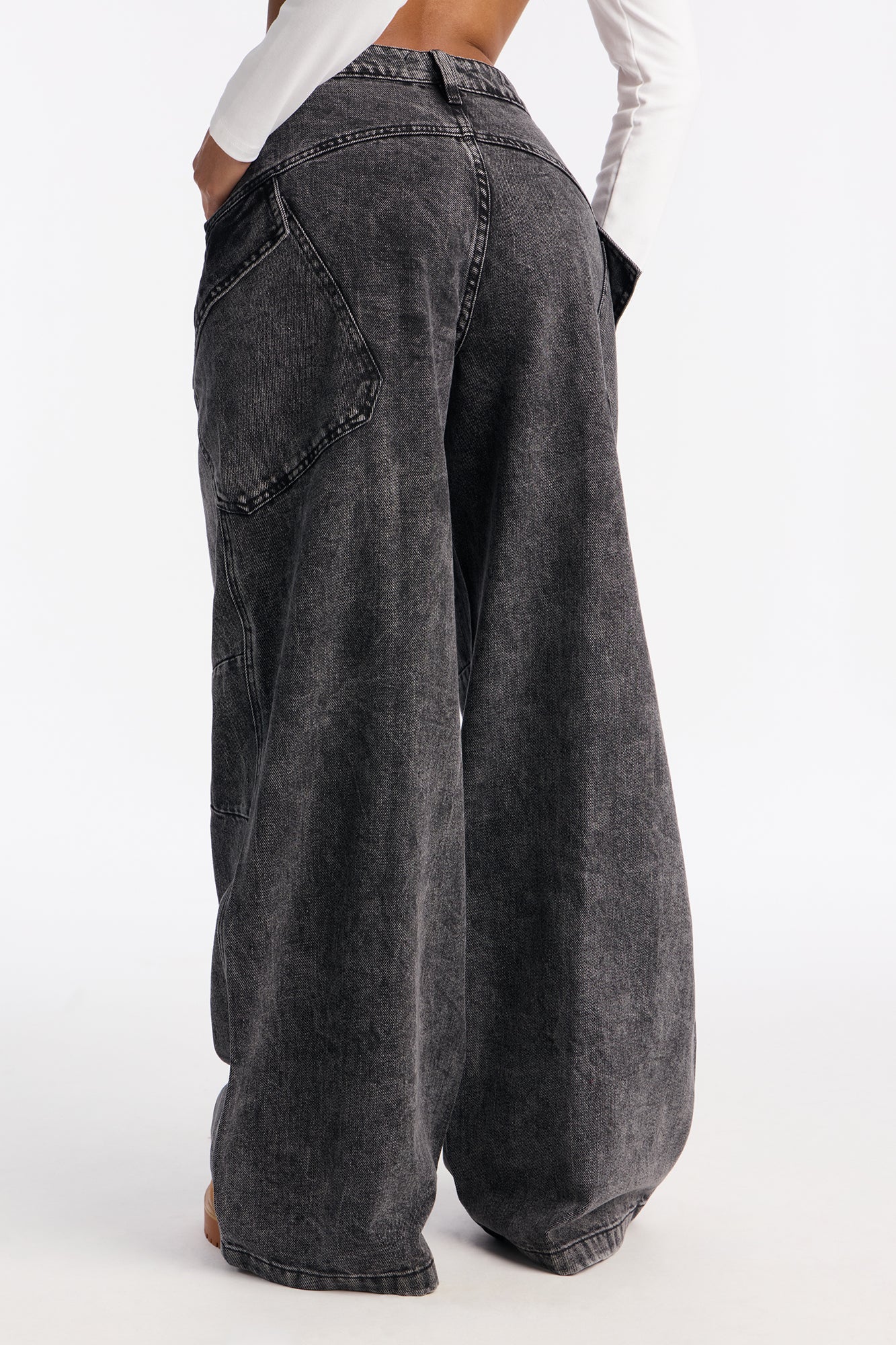 Widely Known Cargo Jeans - Grey