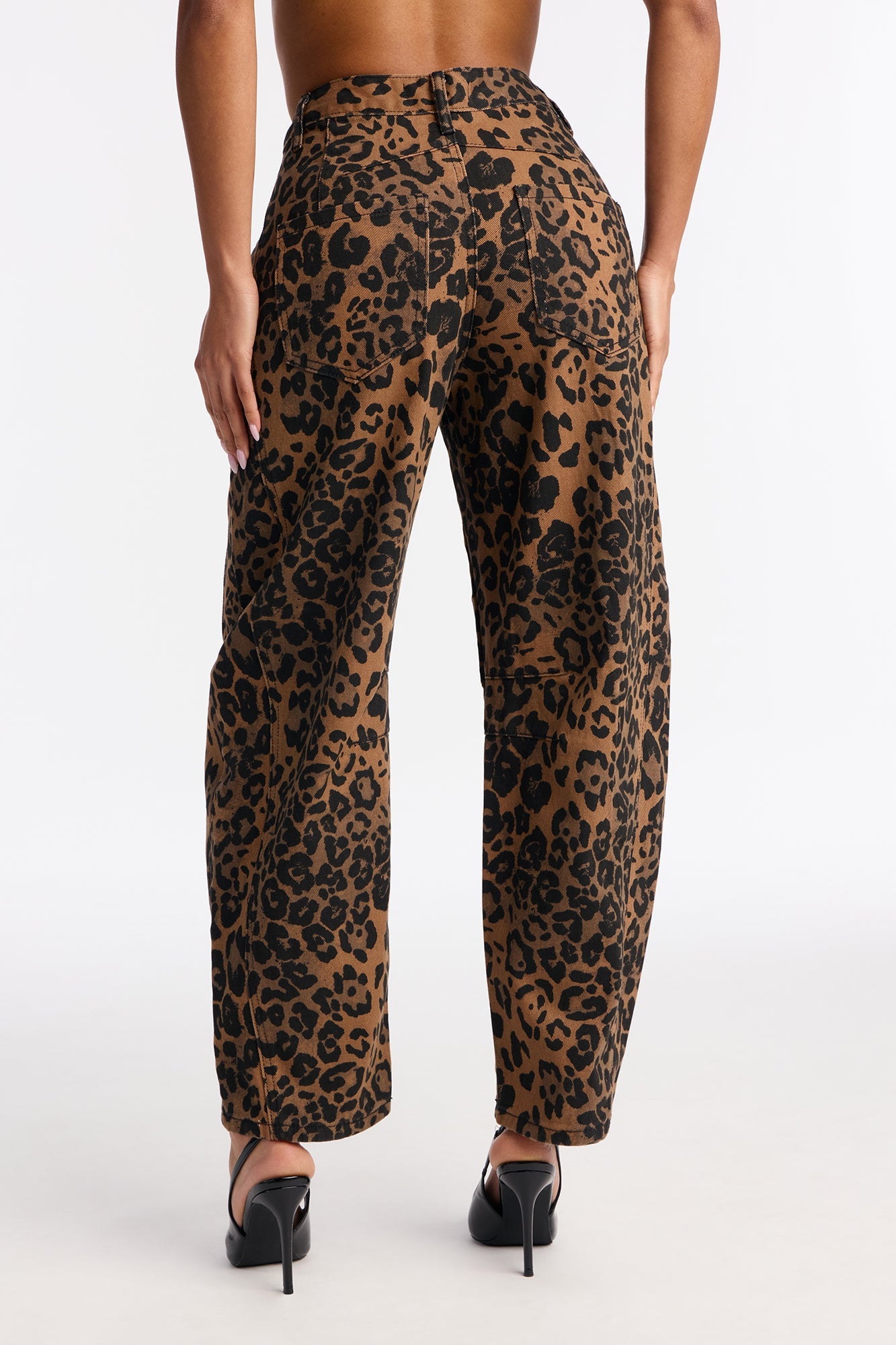 Catch Me Leopard Barrel Leg Jeans - Brown/combo