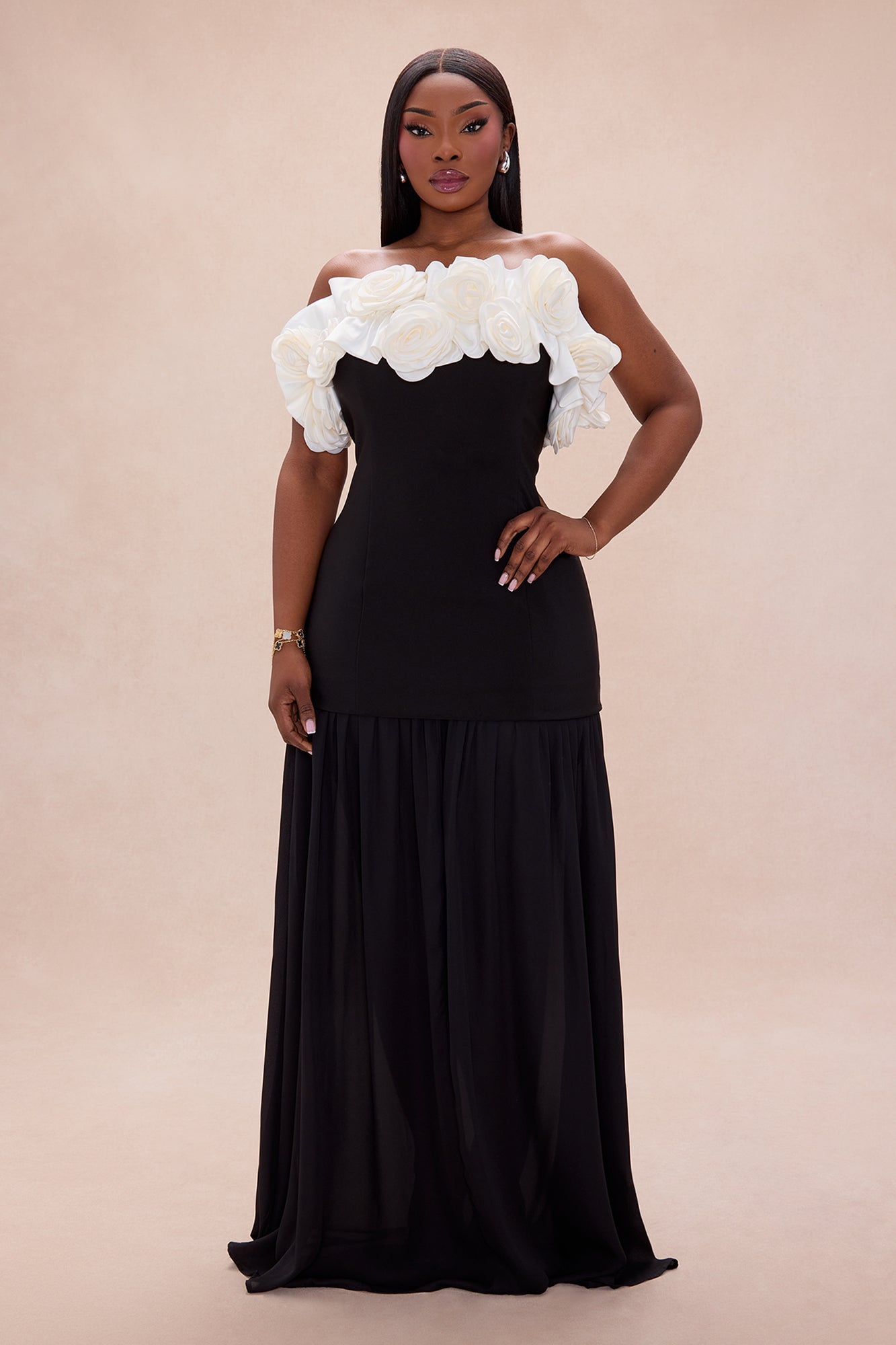 Julianna Drop Waist Rosette Gown - Black/White