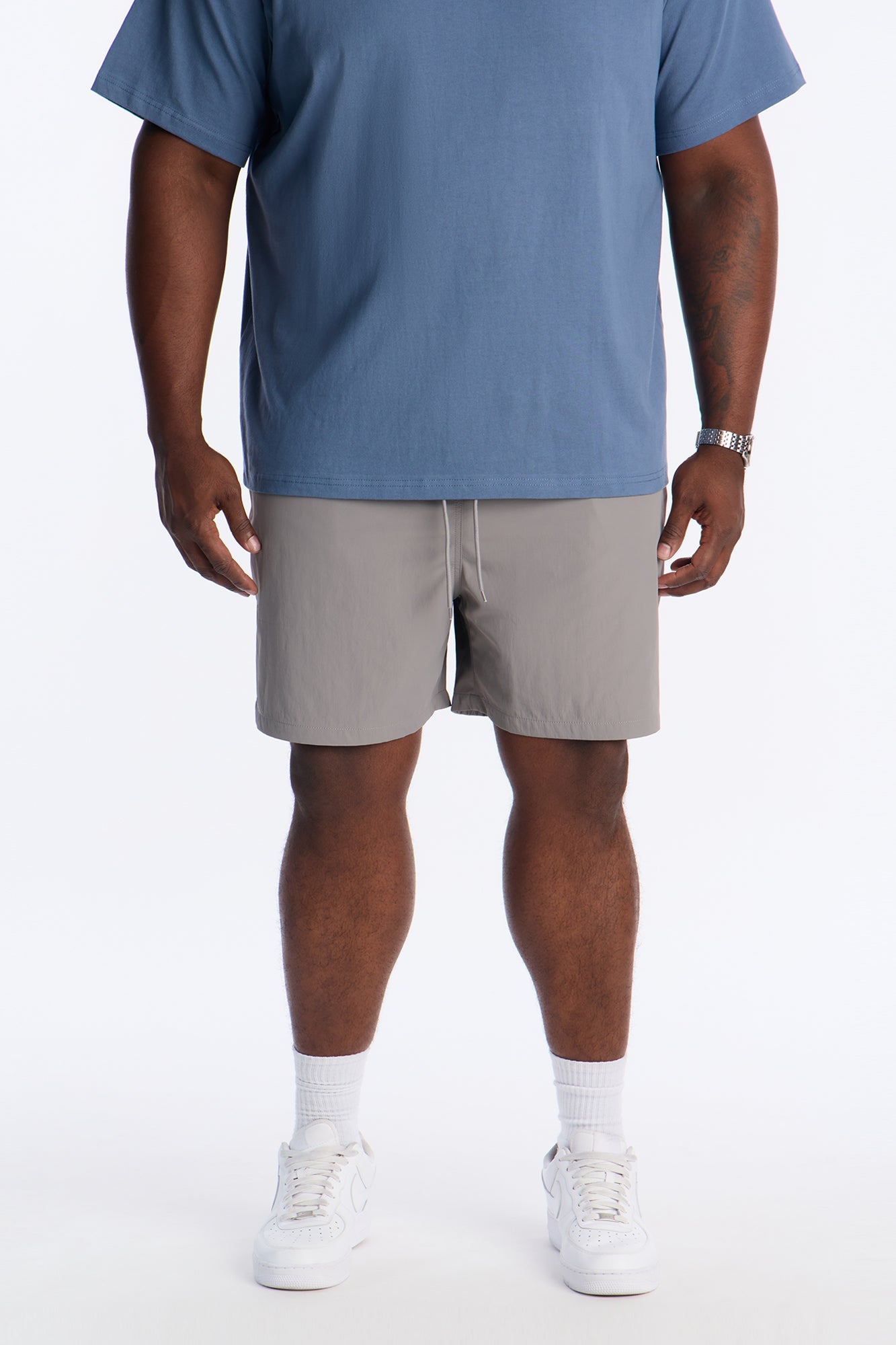 Everyday Classic Short - Charcoal