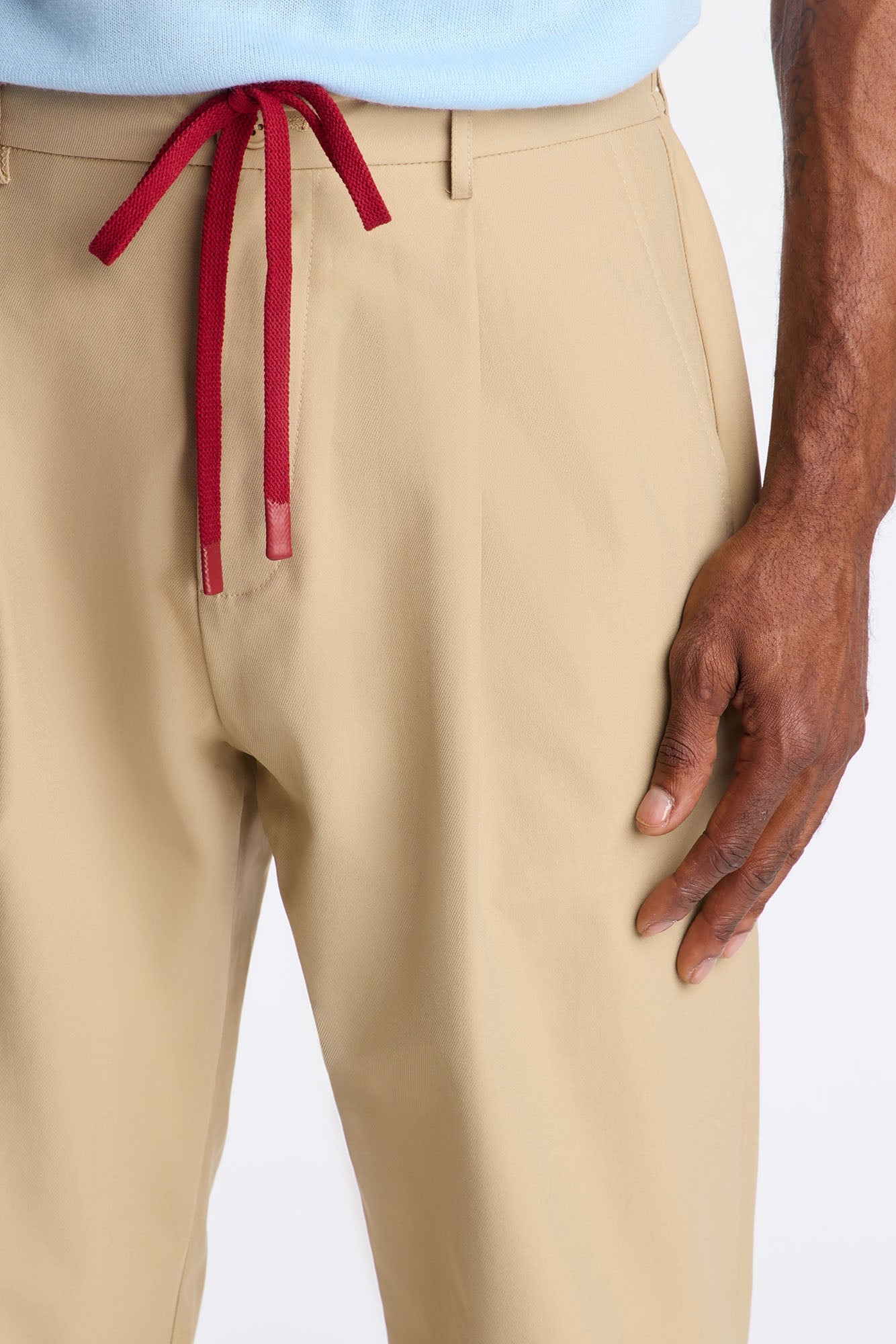 Straight Sterling Pleated Pants - Beige