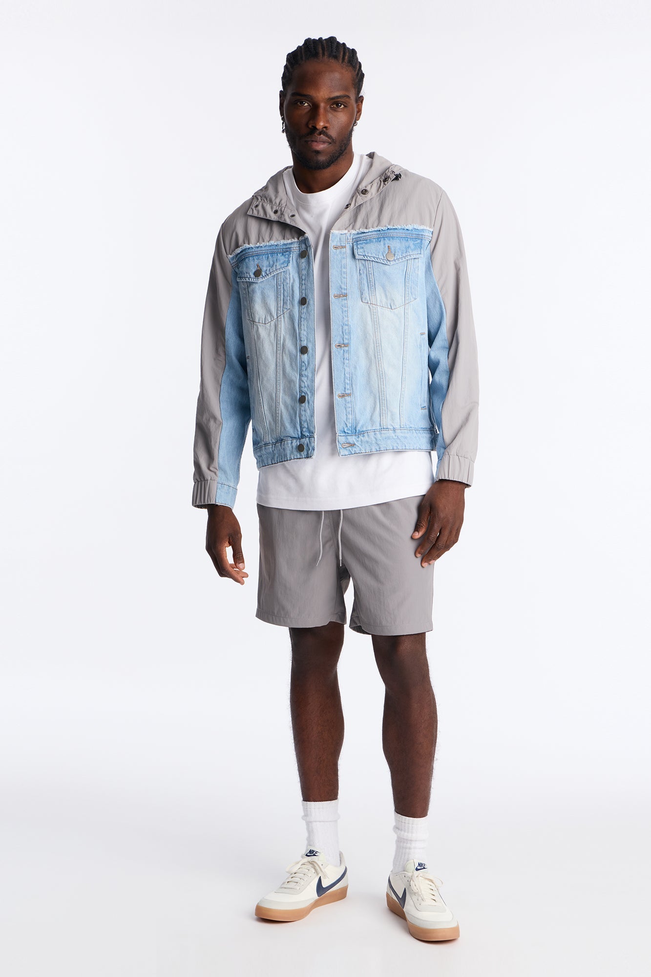 Everyday Classic Short - Charcoal