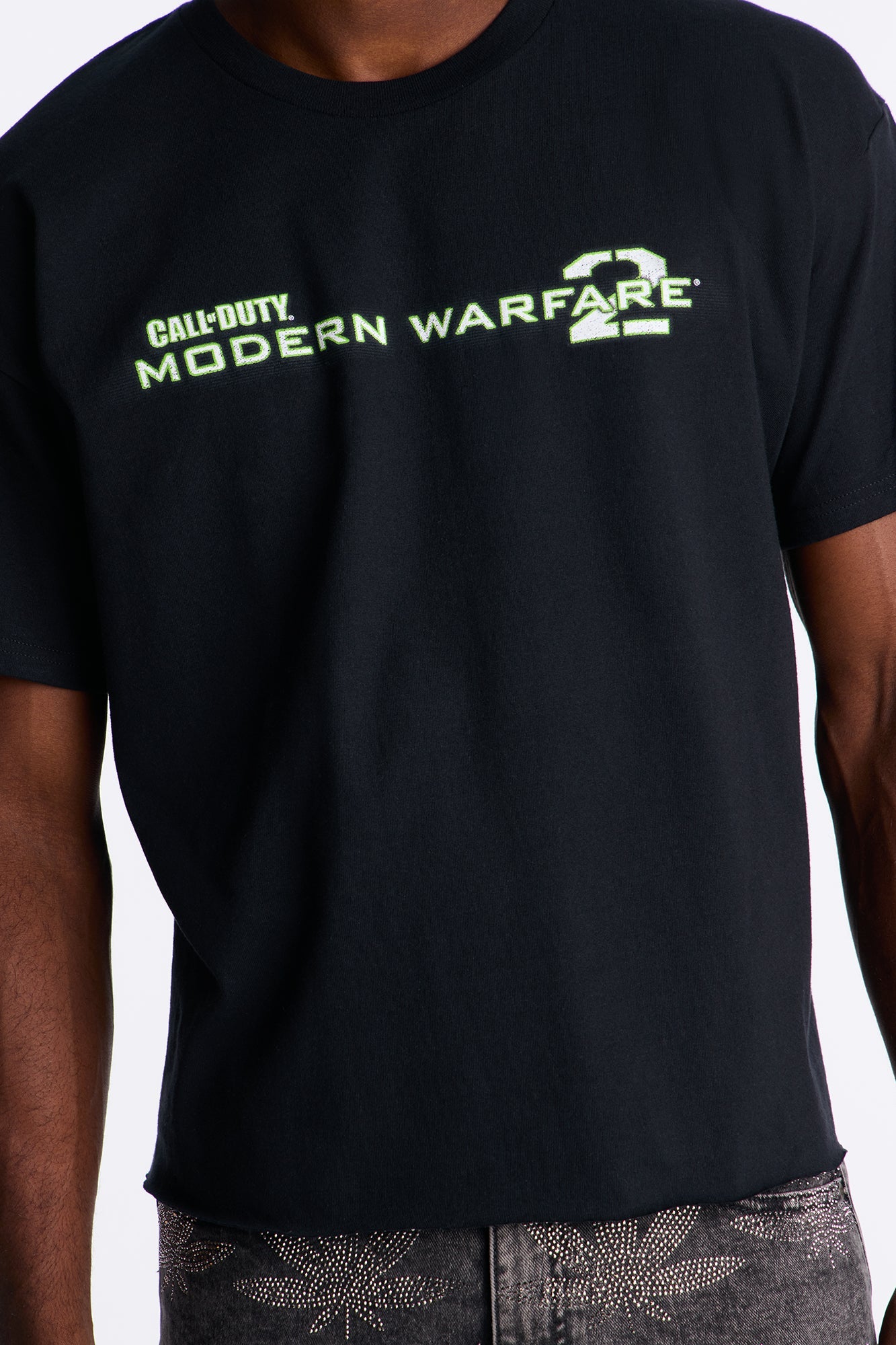 Call Of Duty Modern Warfare 2 Boxy Short Sleeve Tee - Black