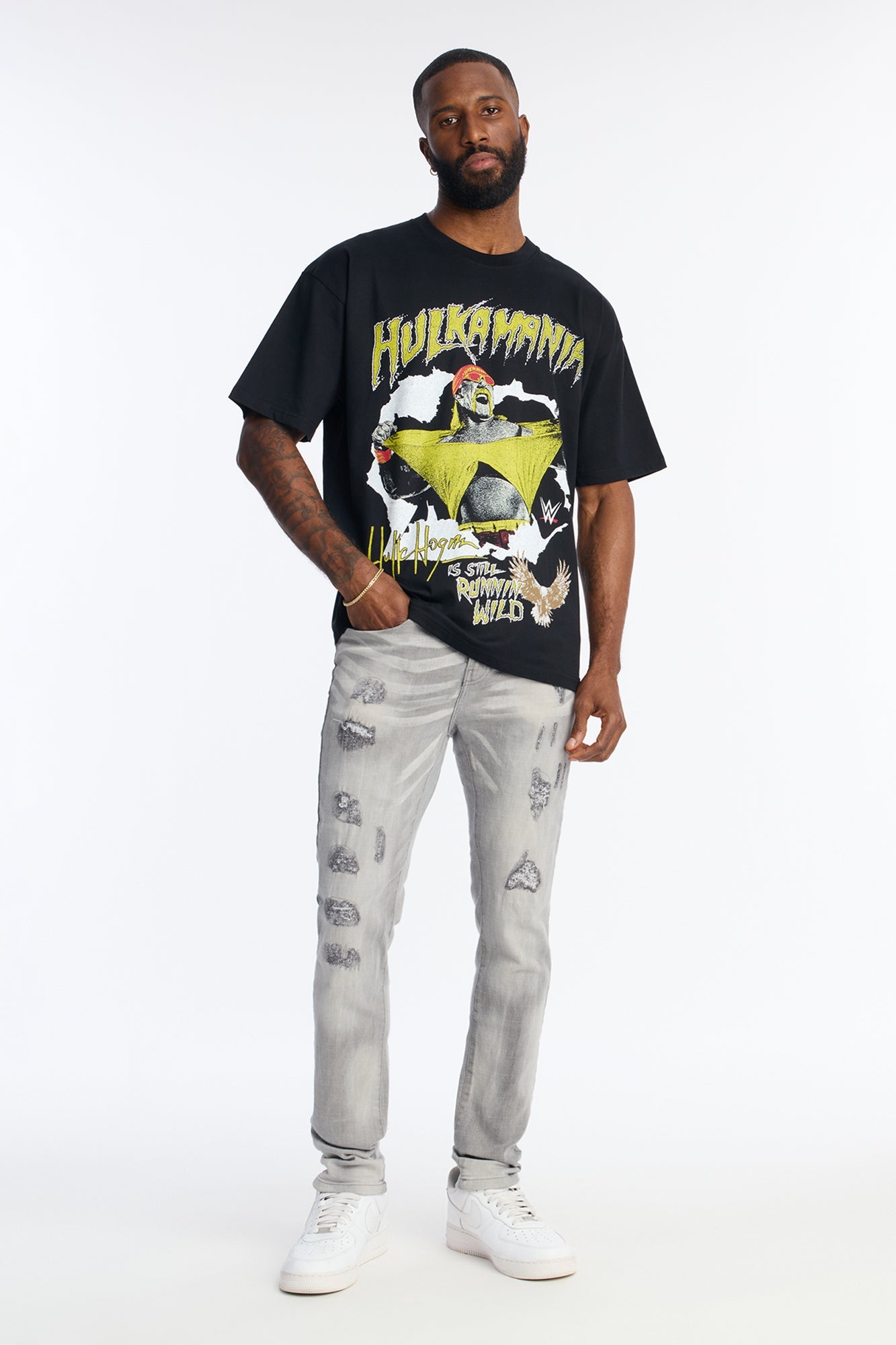 Hulk Hogan HULKAMANIA Premium Short Sleeve Tee - Black