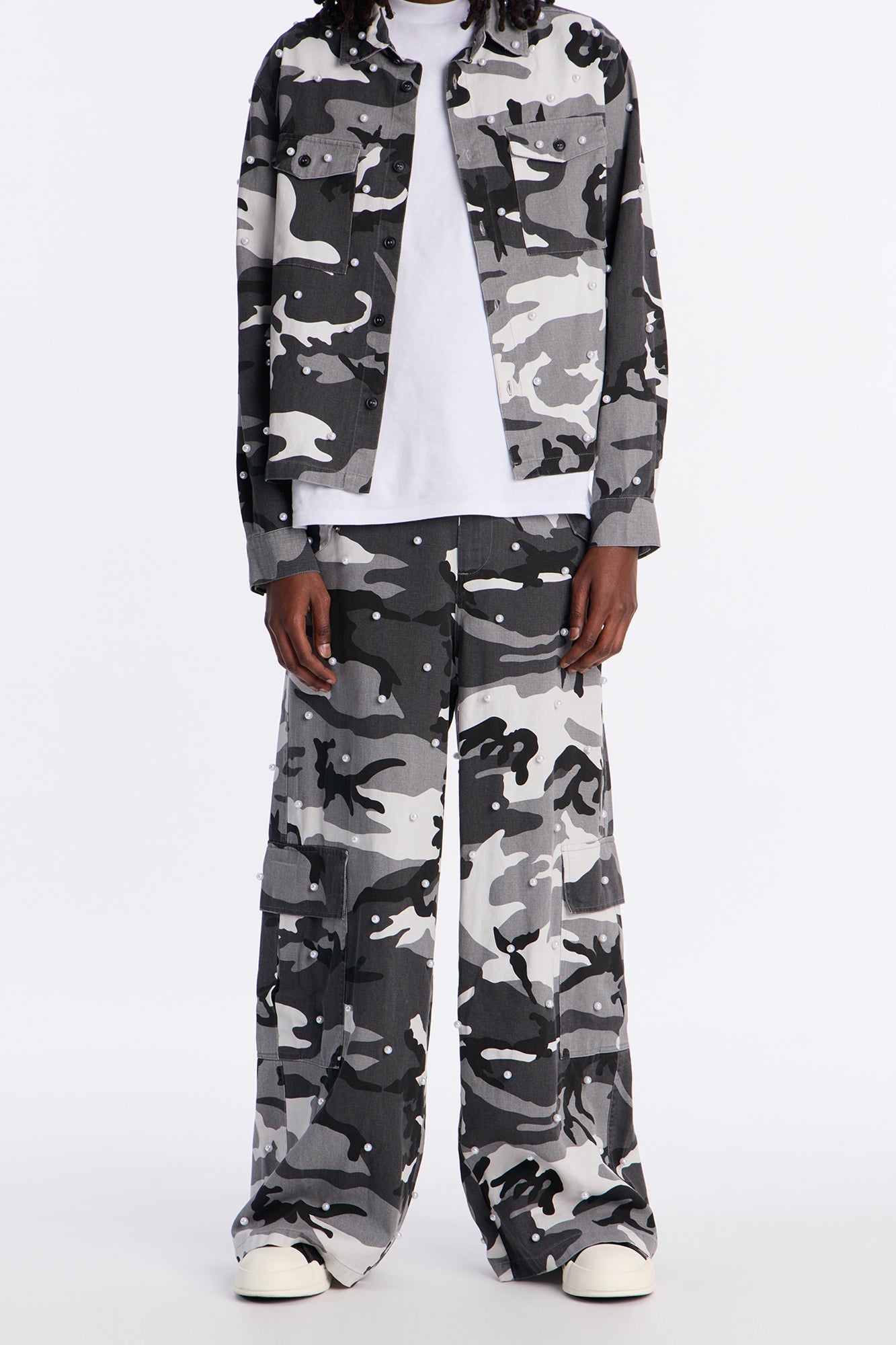Pearl Wildin Camo Cargo Baggy Pants - Black