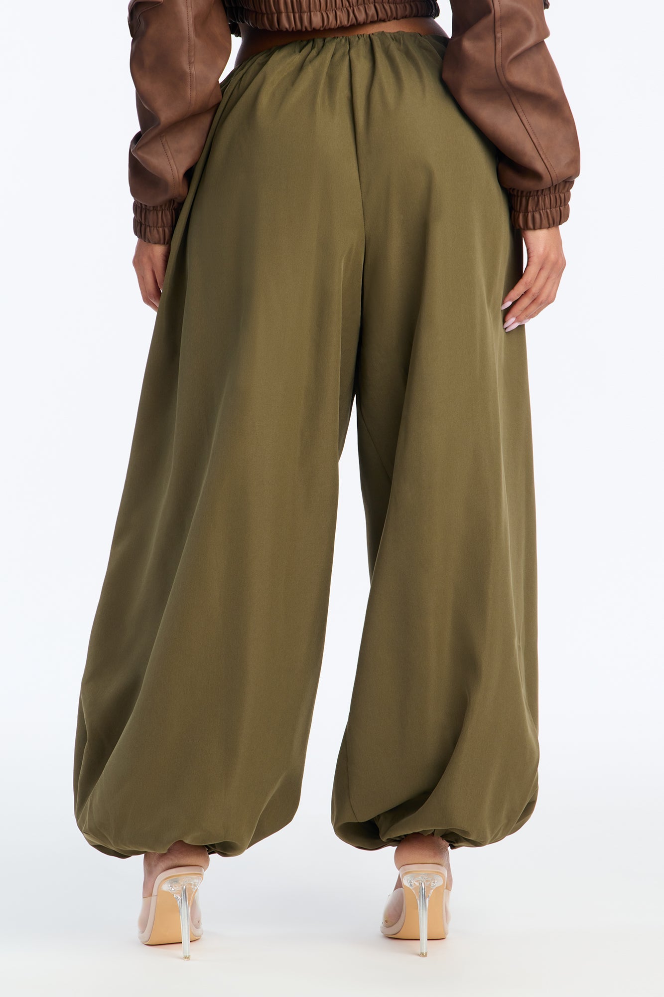 Ember Poplin Balloon Jogger Pant 31″ - Olive