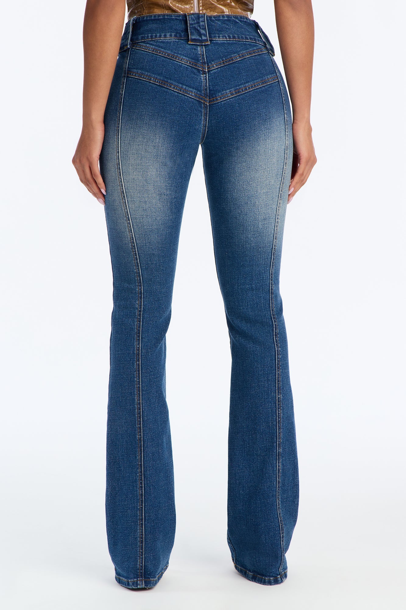 Corrales Low Rise Bootcut Jeans - Dark Wash