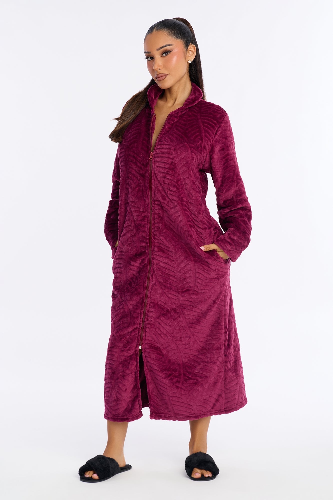 Sleepy Mood Fleece Zip Front Robe - Burgundy