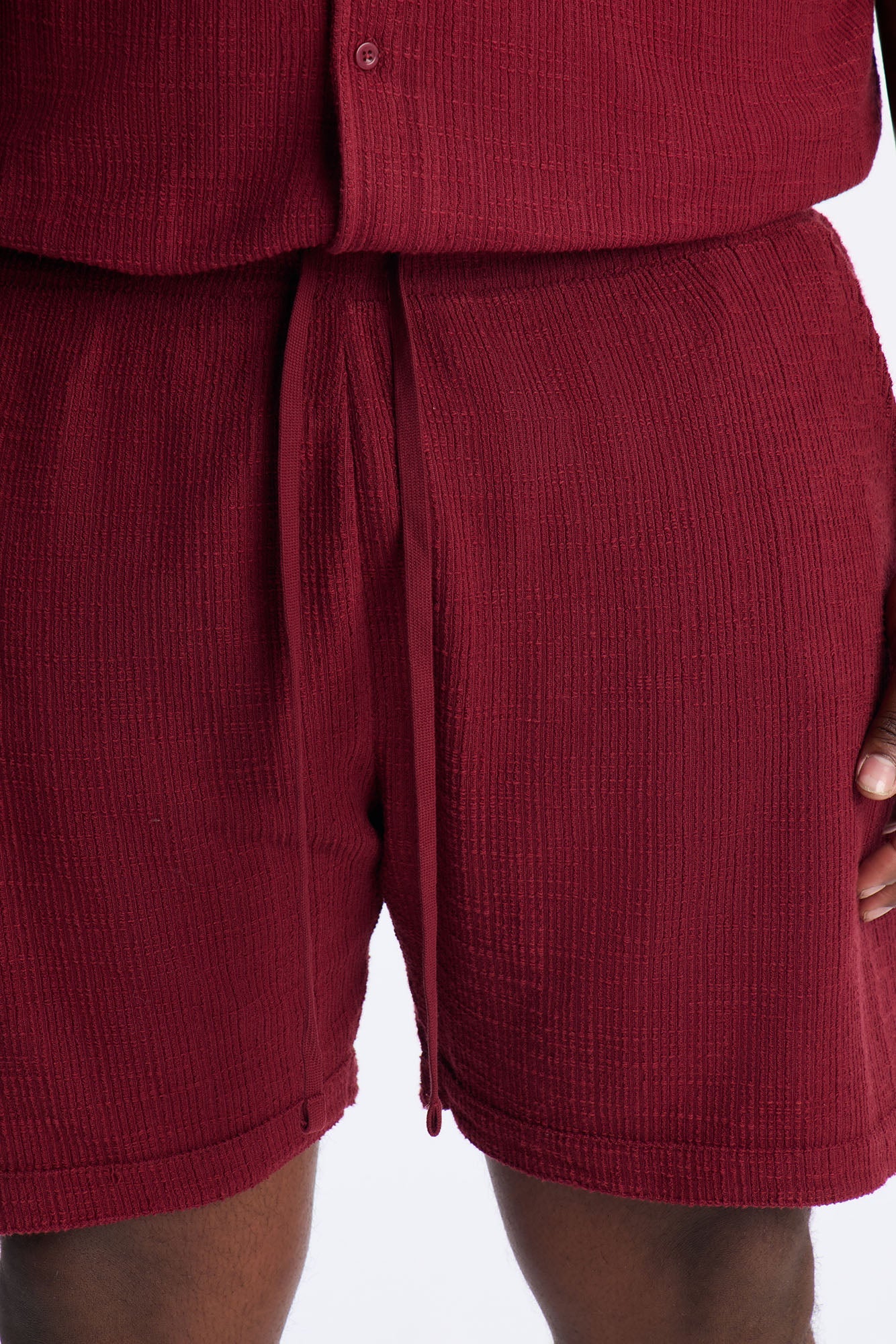Dean Textured Short - Burgundy