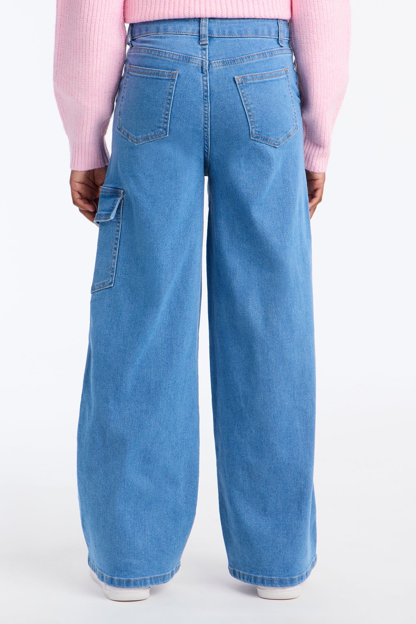 Mini Pockets Full Of Bows Wide Leg Jeans - Medium Wash