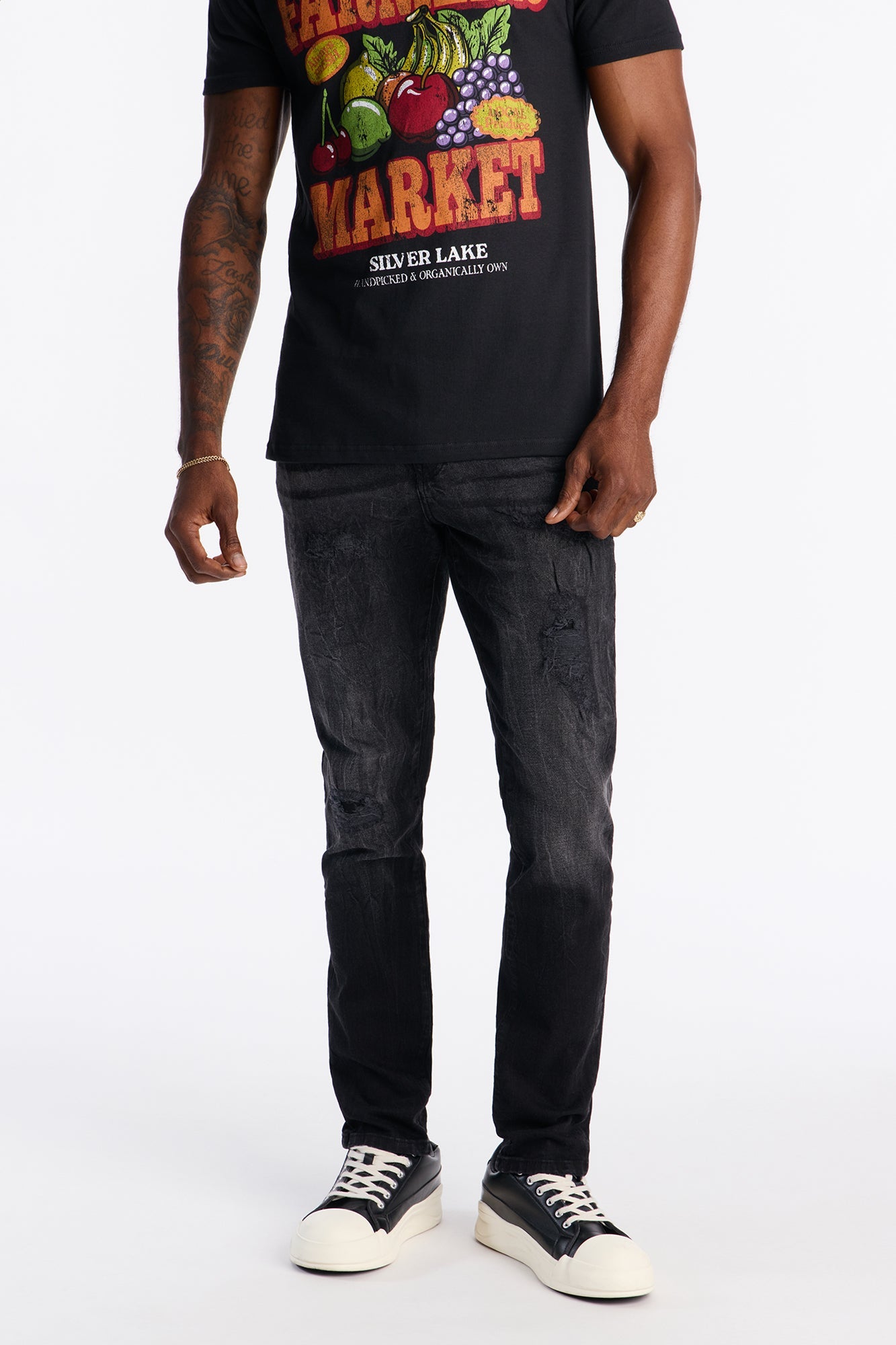 Skinny Distressed Memento Jeans - Black
