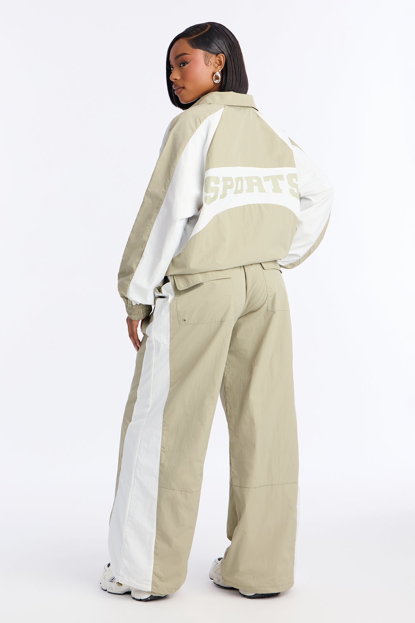 Off The Track Windbreaker Jogger Pant Set - Sage