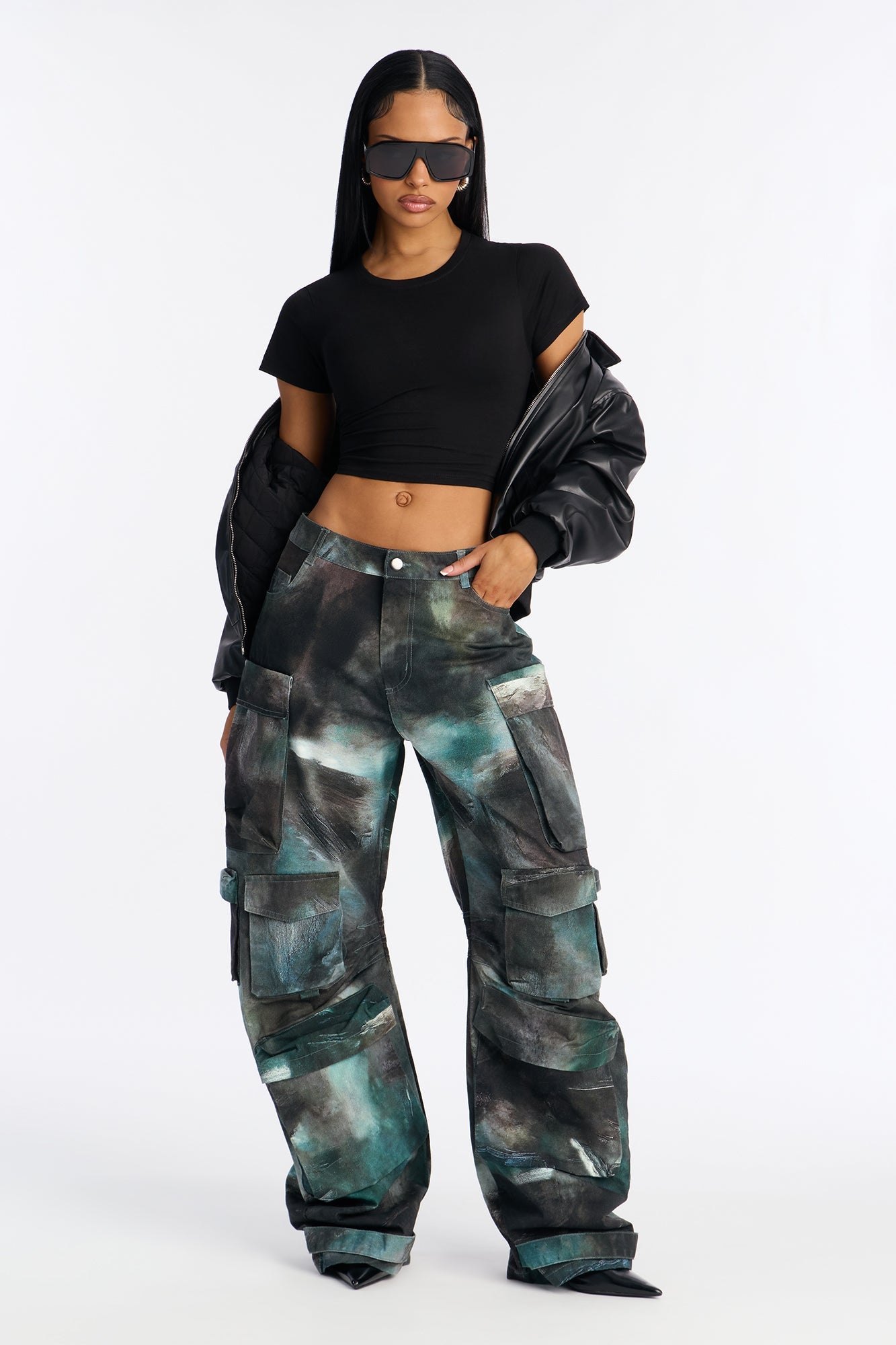 Alba Cargo Wide Leg Low Rise Pant 32″ - Green/combo