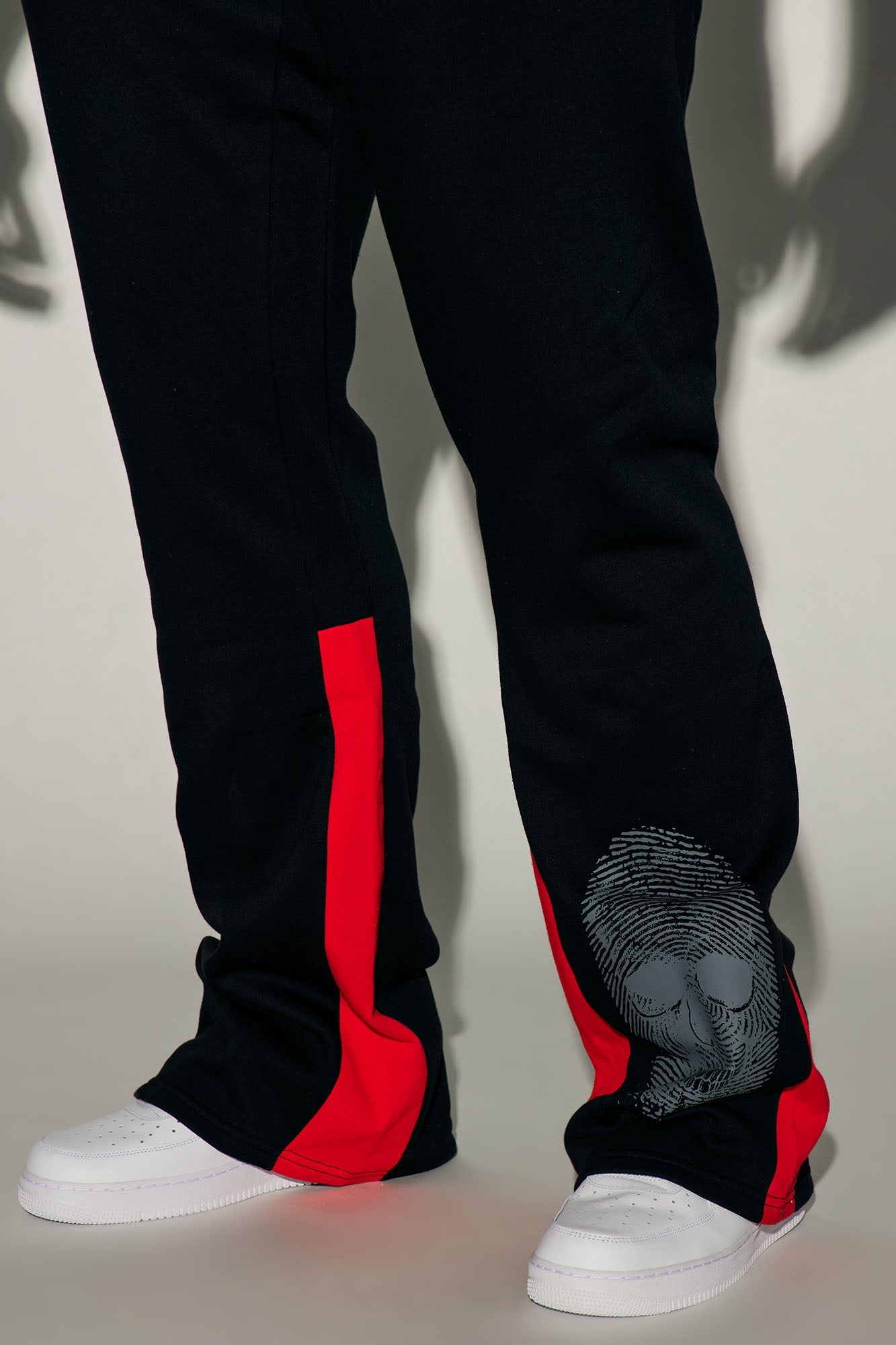 Unknown Fate Flared Sweatpants - Black