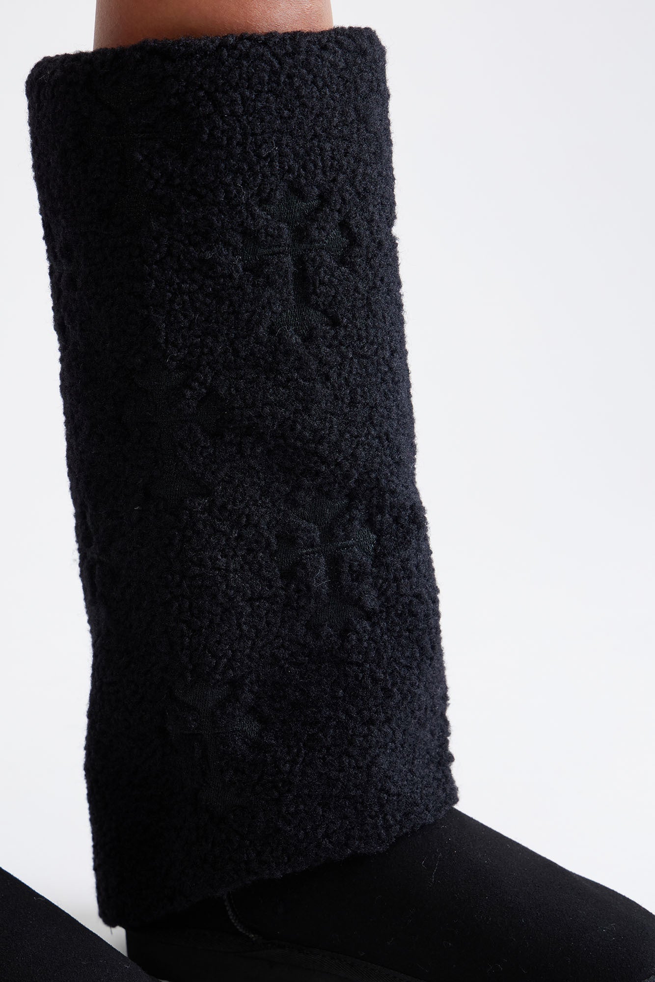 Thorne Sherpa Boots - Black