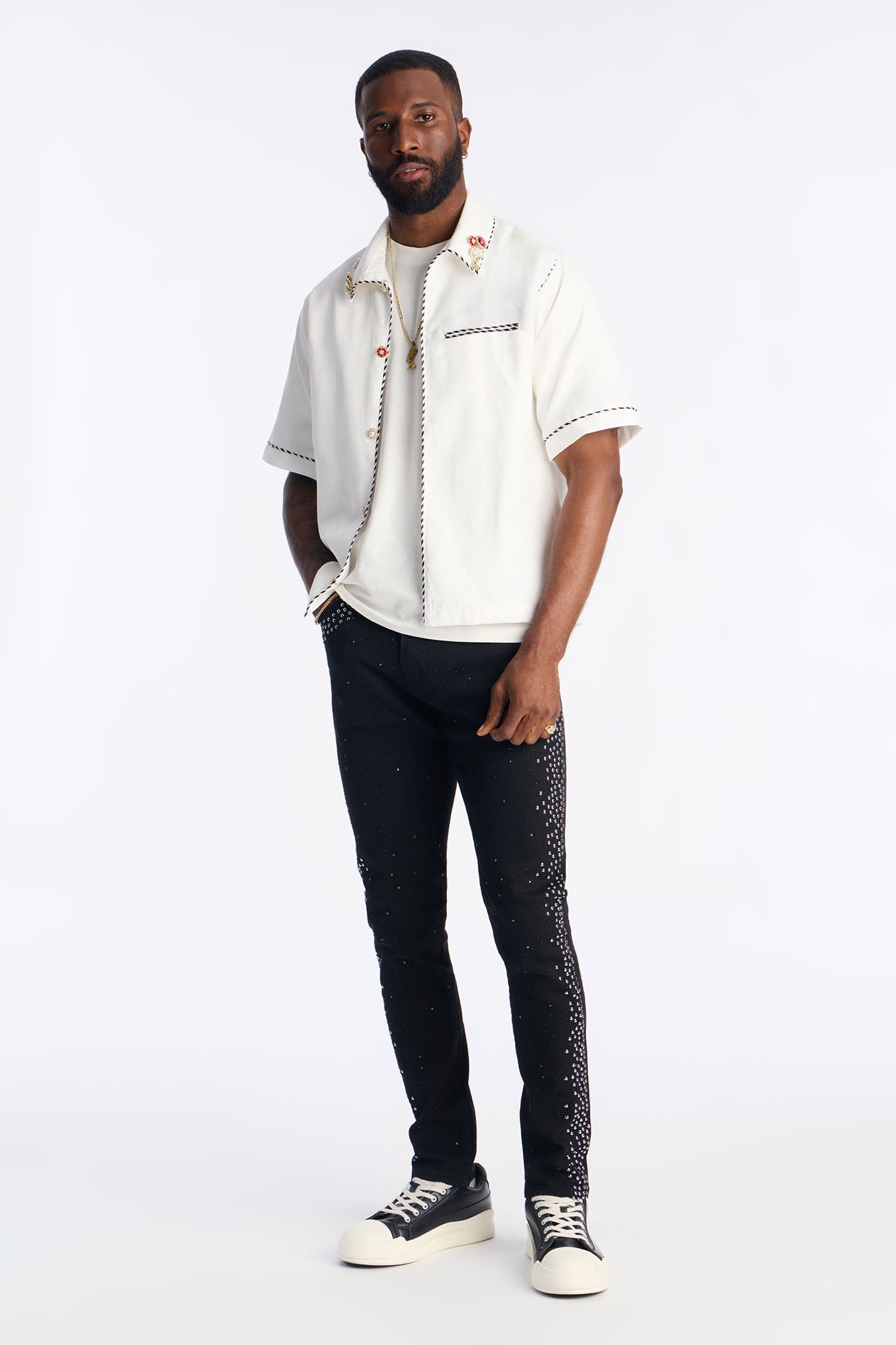 Stacked Skinny Fancy Me Pearls With Jewel Jean - Black