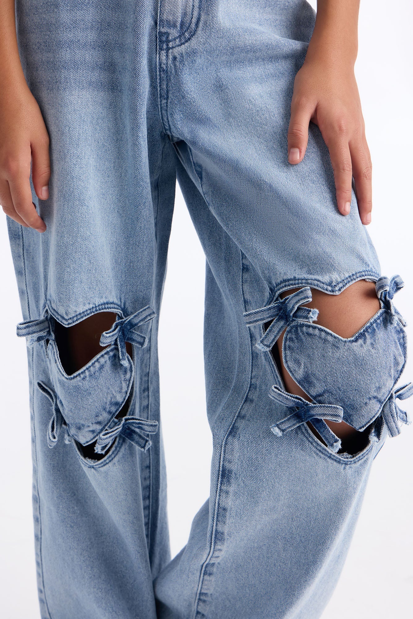 Mini Tug On Heartstrings Non-Stretch Wide Leg Jeans - Light Wash