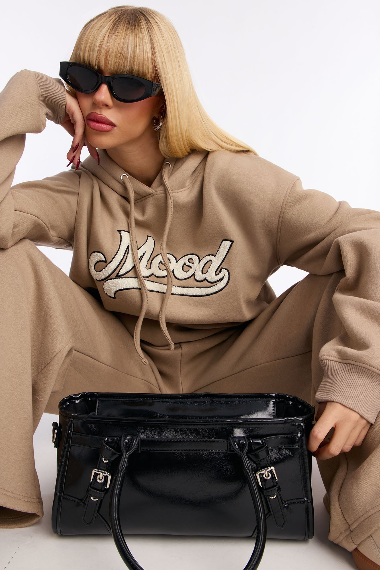 Mood Setter Fleece Jogger Set - Taupe
