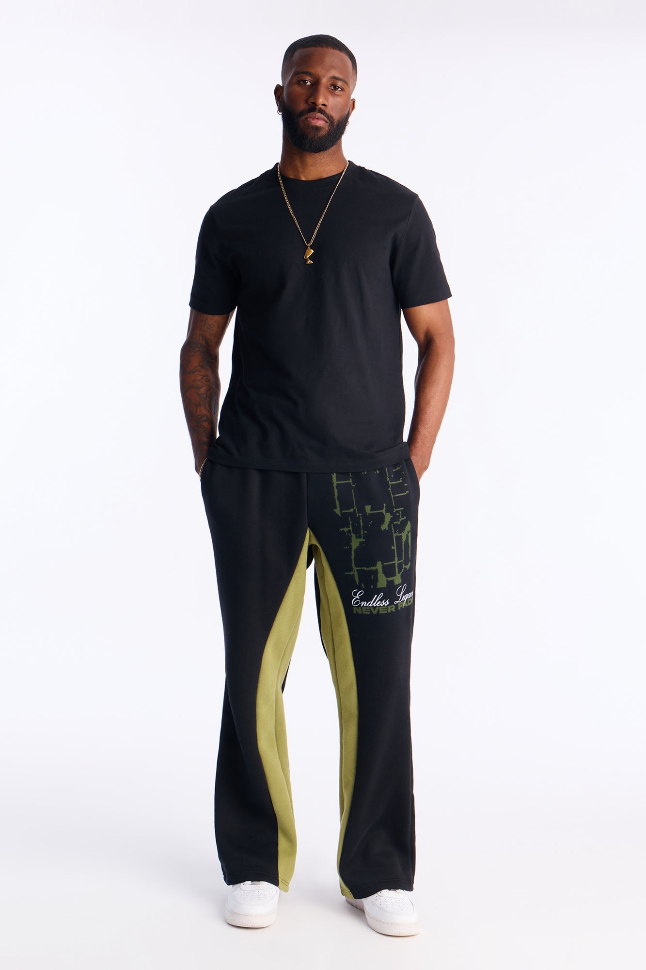 Broken Love Color Block Slim Flare Sweatpants - Black