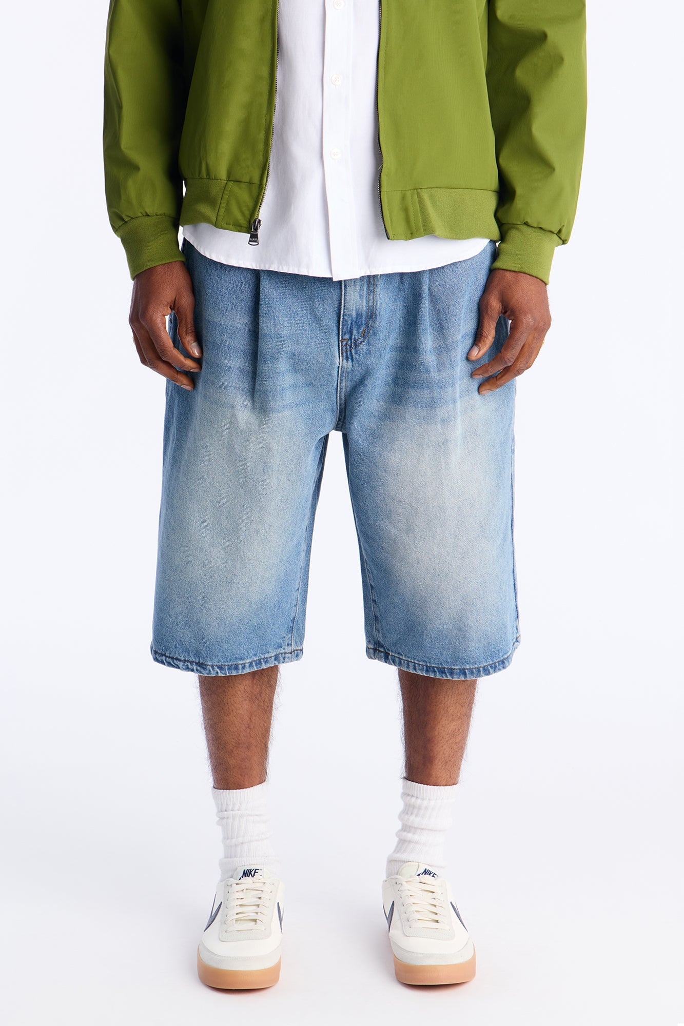 Baggy Transit Pleated Denim Short - Medium Blue Wash