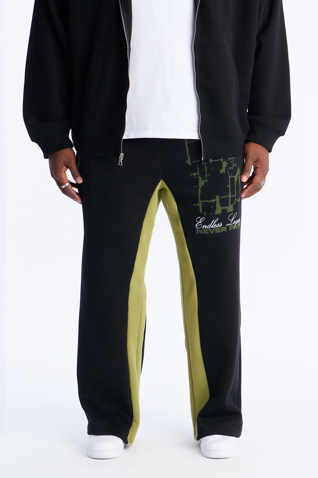 Broken Love Color Block Slim Flare Sweatpants - Black