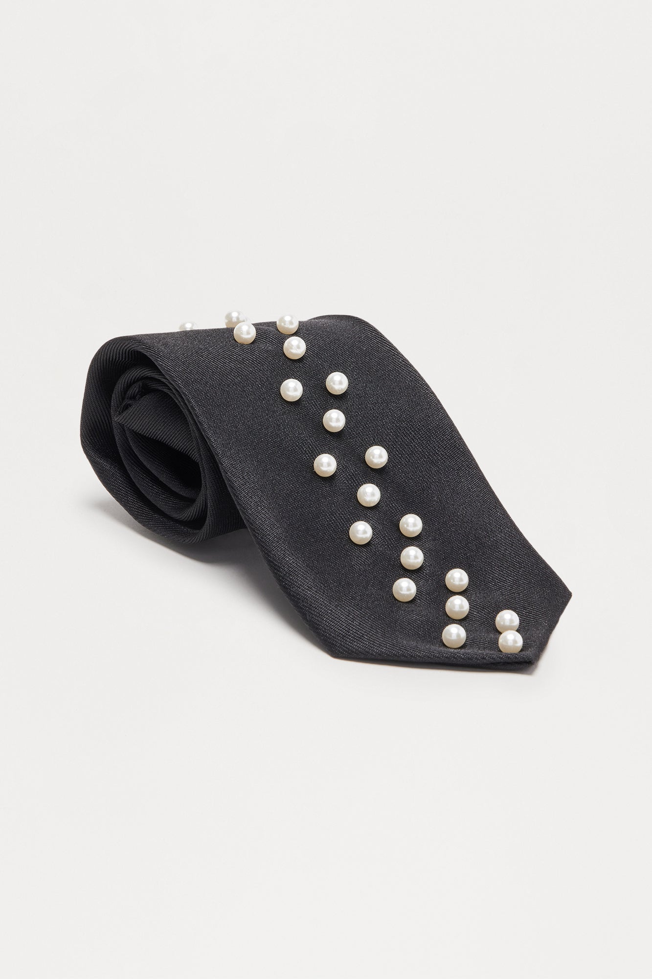 Pearl Accent Adjustable Pre Tied Tie - Black