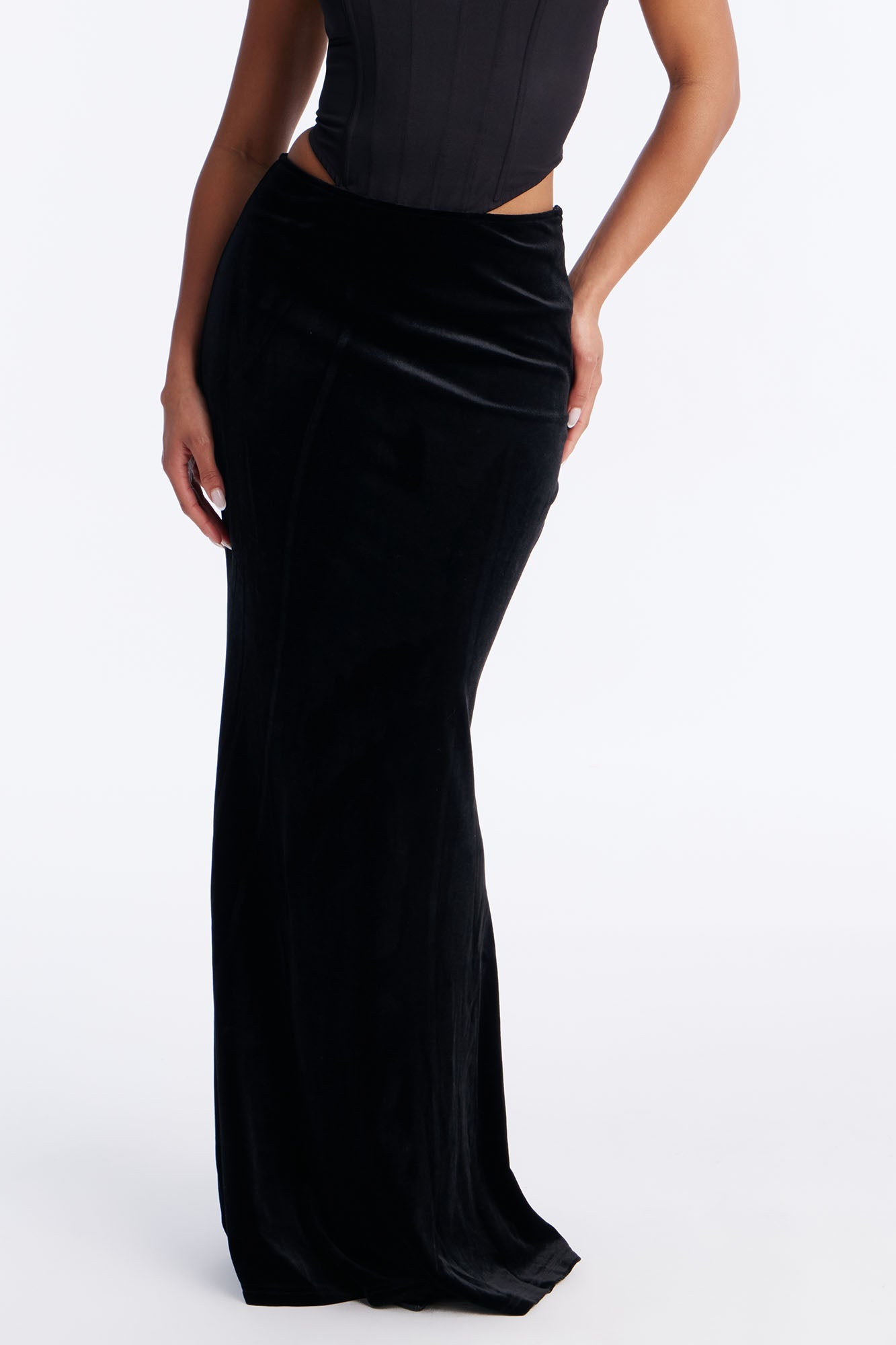 All Dolled Up Bow Velvet Maxi Skirt - Black/combo