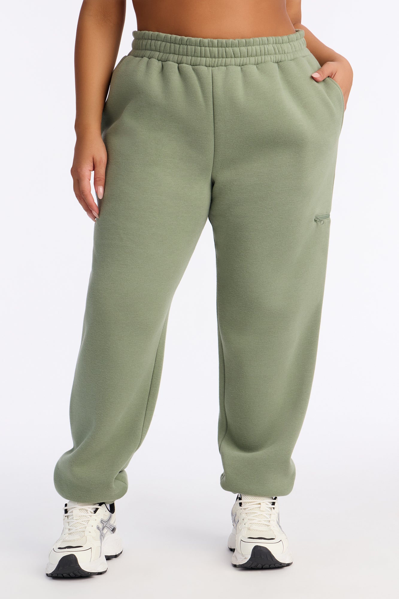 In Flight Fleece Jogger - Sage