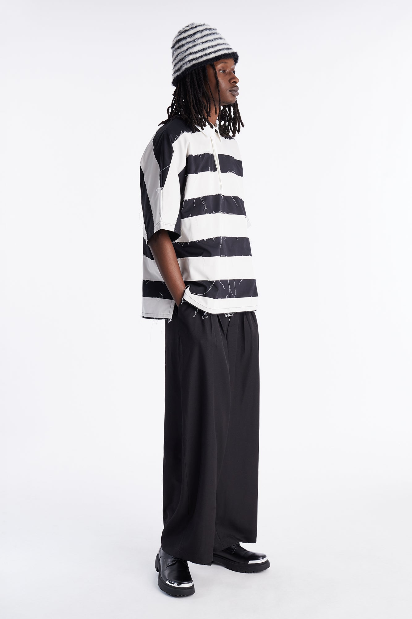 Oversized Frayed Polo Shirt - Black
