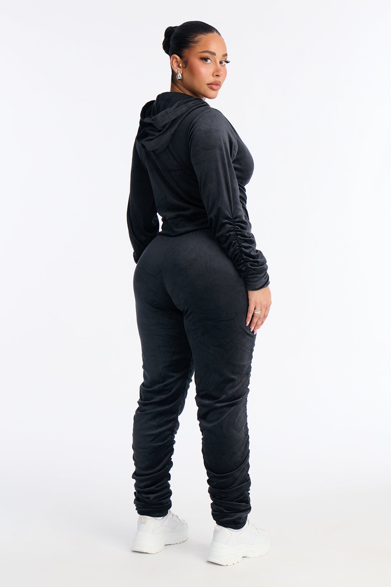 Soft Girl Energy Ruched Velour Jogger Set - Black