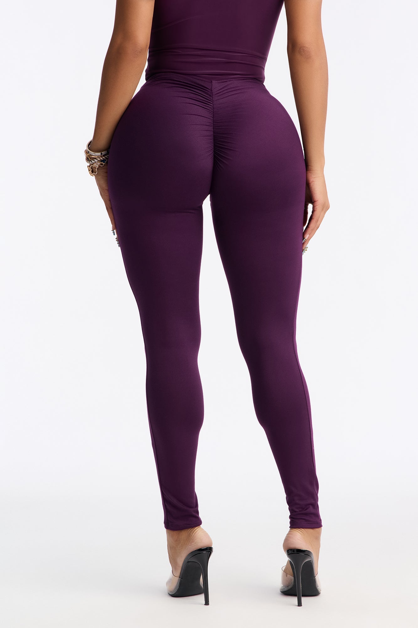 Feeling Cheeky Mid Rise Ruched Butt Legging - Plum