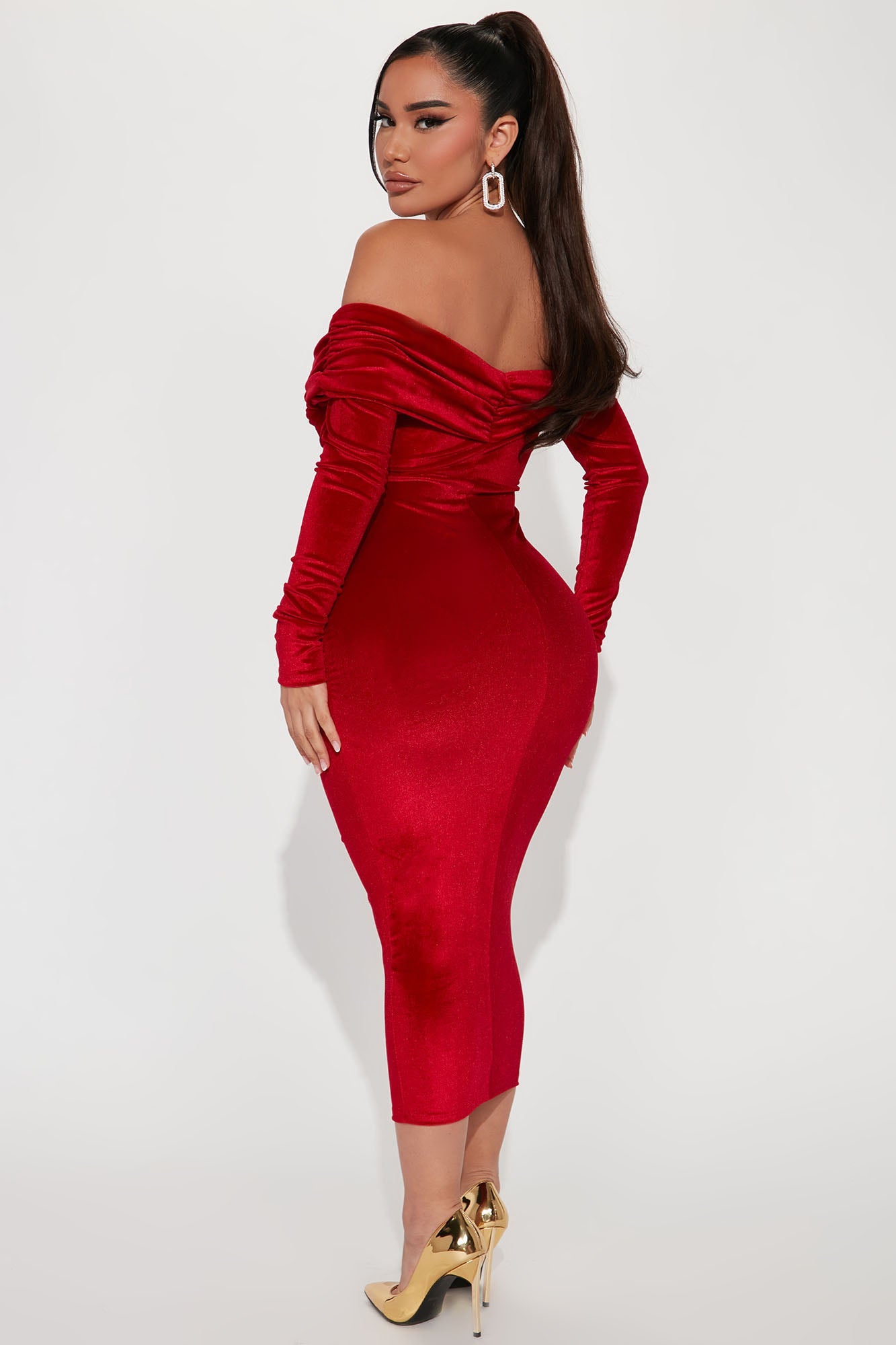 Ignore The Romance Velvet Midi Dress - Red
