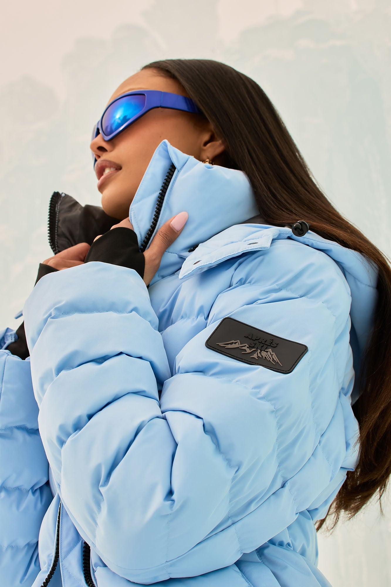 Grab My Skis Puffer Jacket - Light Blue