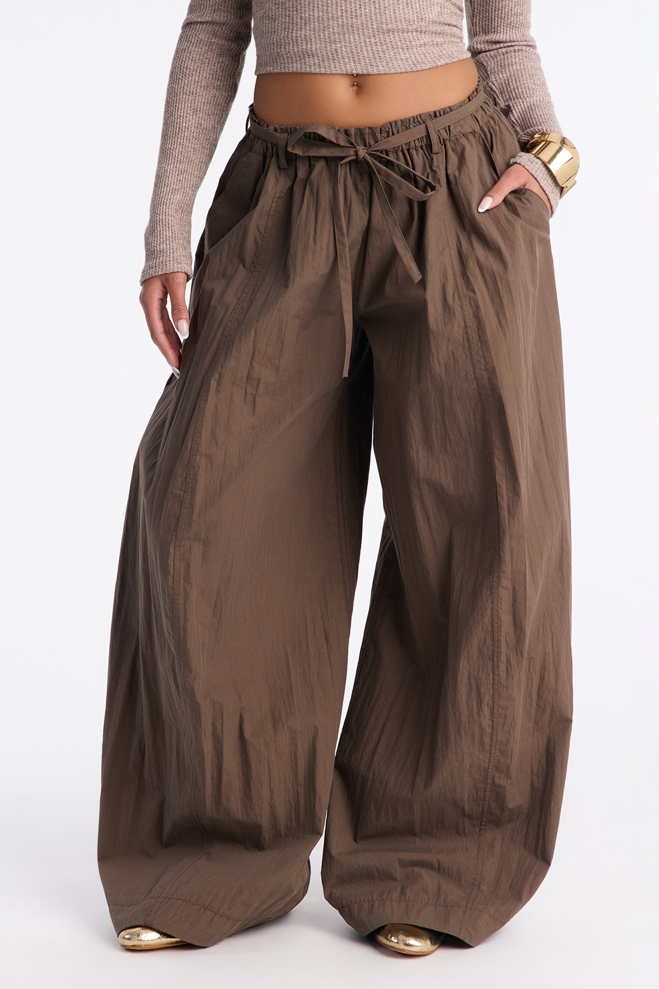 Rush Hour Tie Waist Windbreaker Pant 33″ - Chocolate