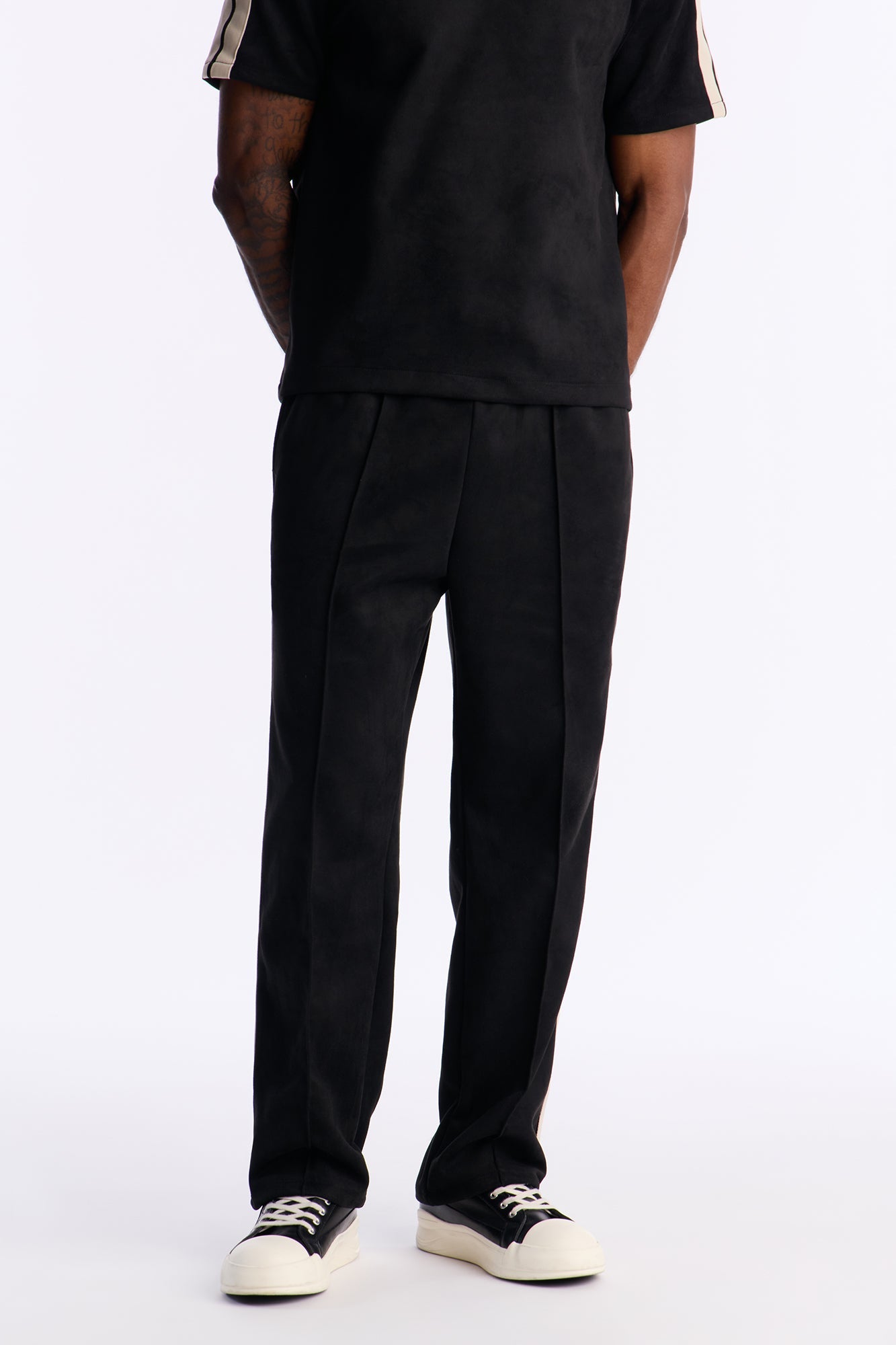 Straight Faux Suede Pant - Black
