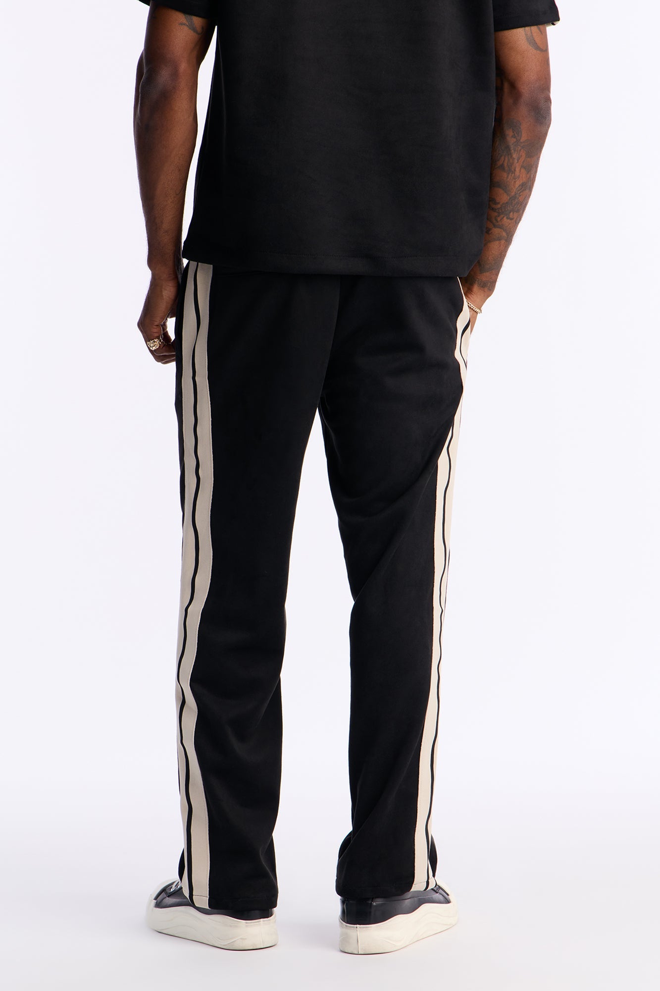 Straight Faux Suede Pant - Black