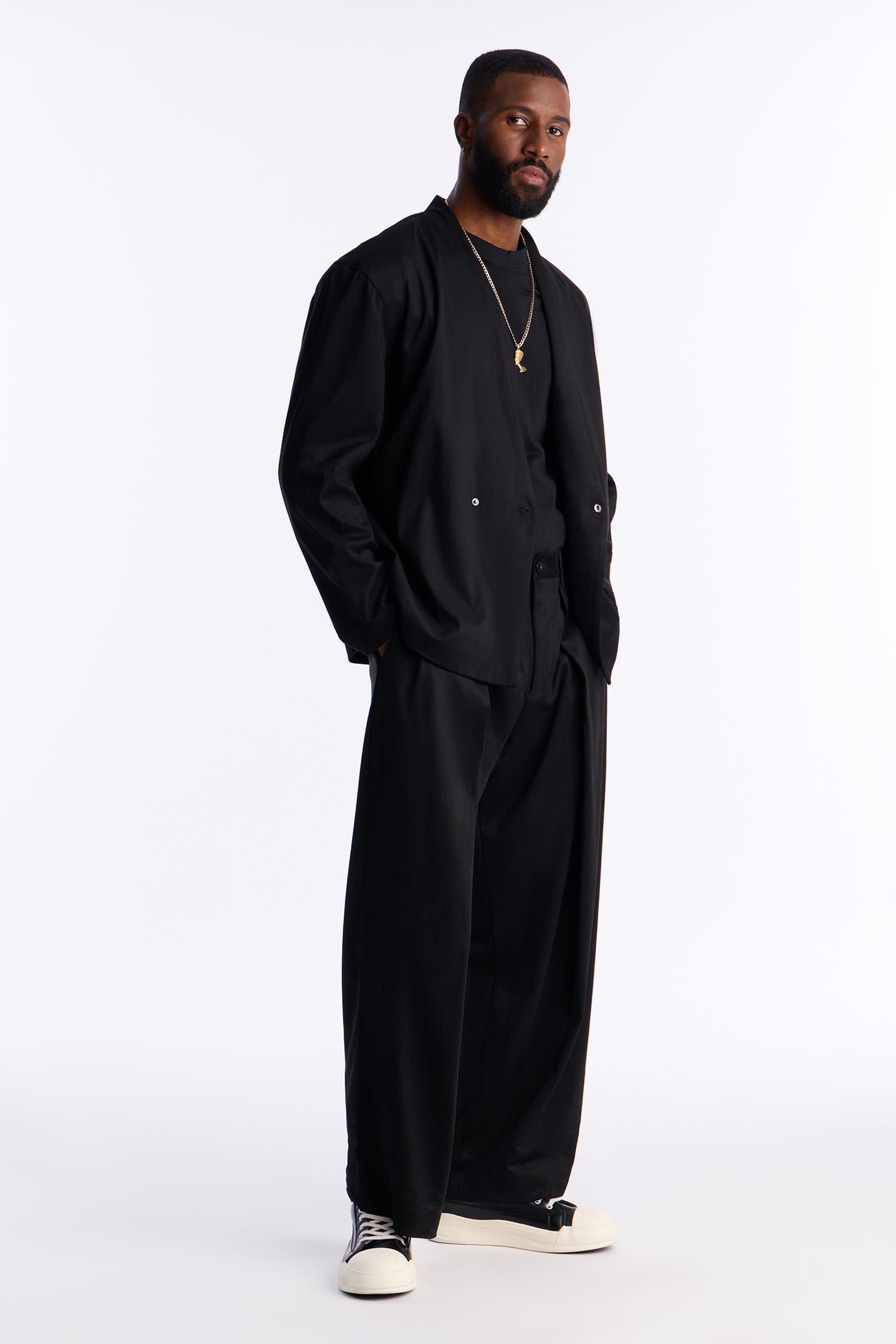 New Money Suede Pleated Trouser - Black