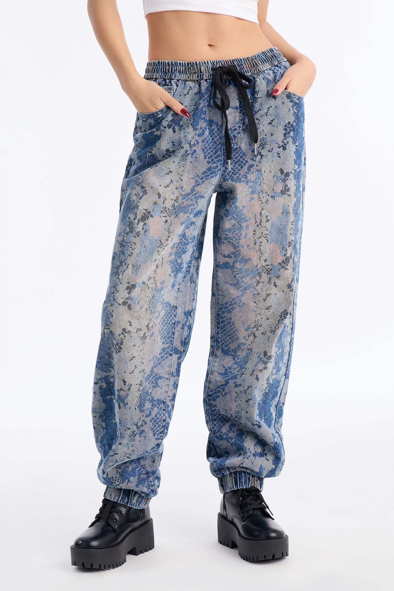 On The Sly Tie Waist Jogger Jeans - Medium Wash